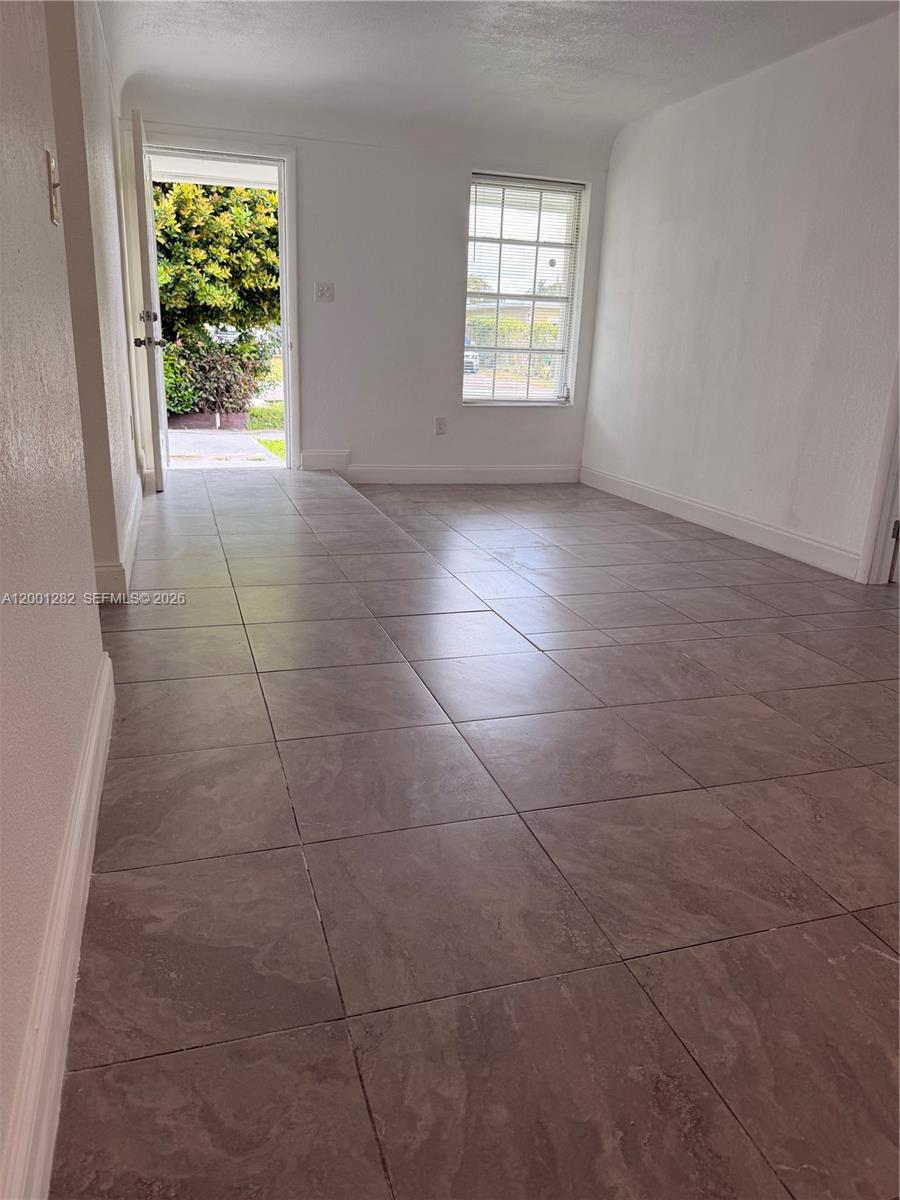 MIRAMAR ISLES SEC 3 - Residential Lease