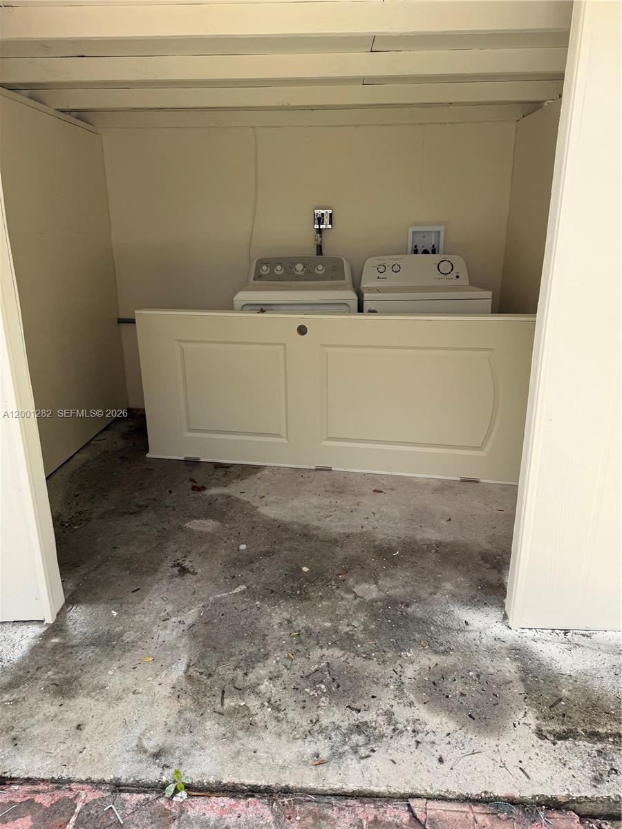 MIRAMAR ISLES SEC 3 - Residential Lease