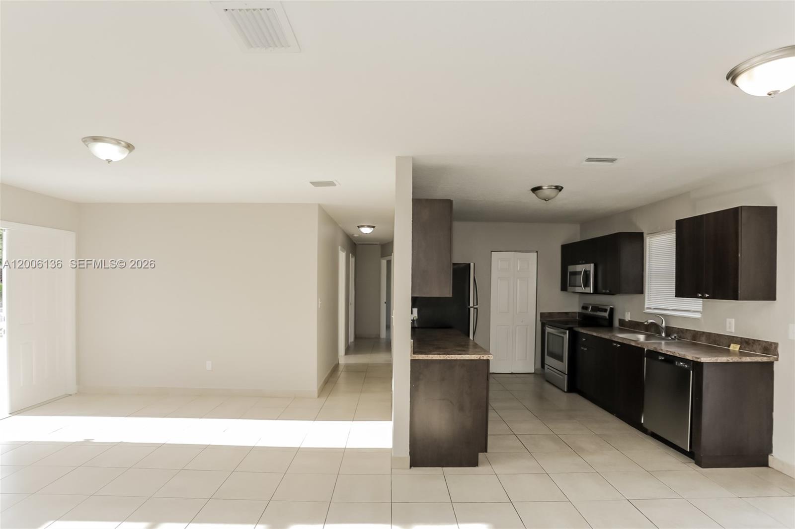 CHARLES SUB - Residential Lease