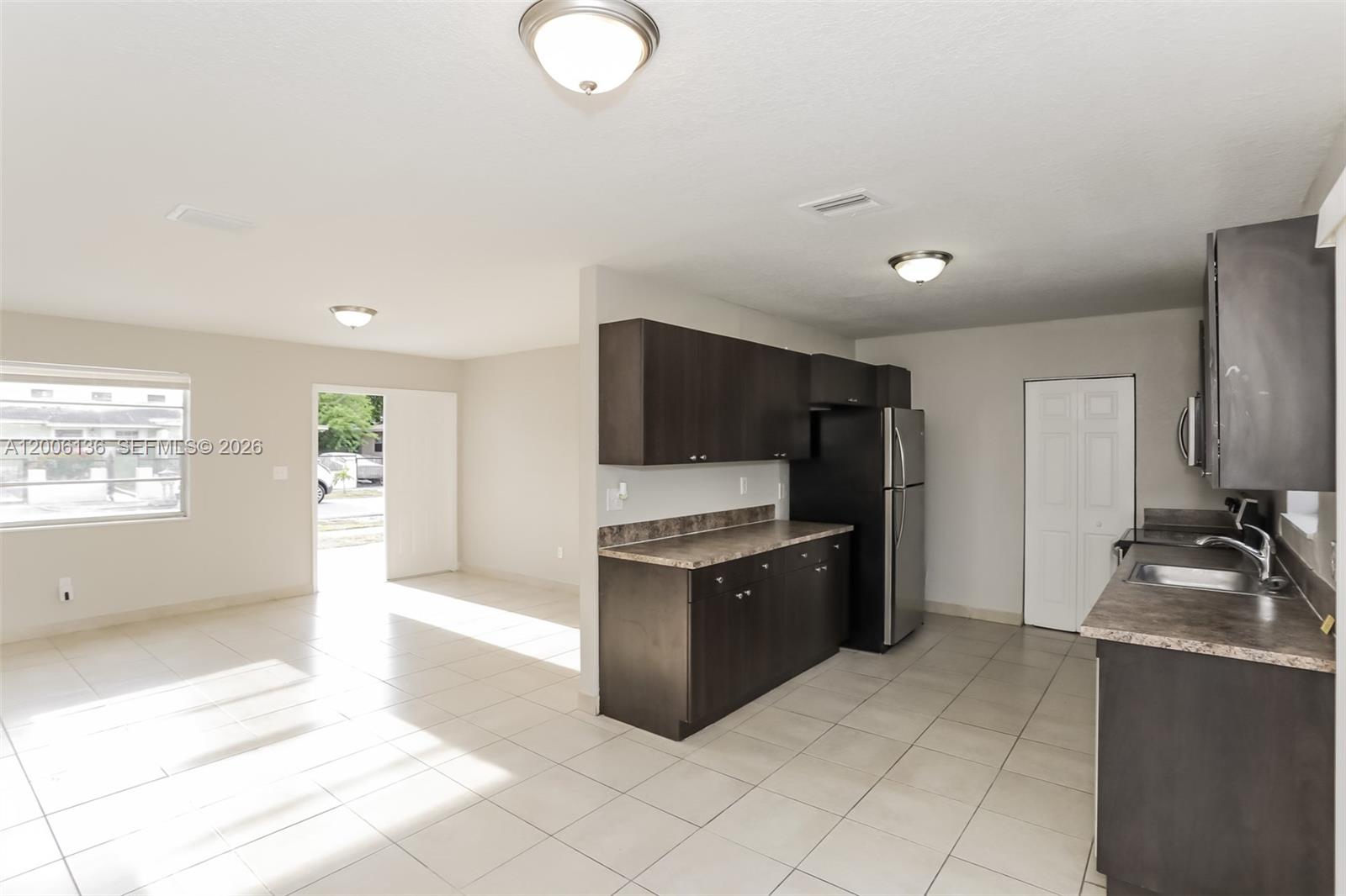 CHARLES SUB - Residential Lease