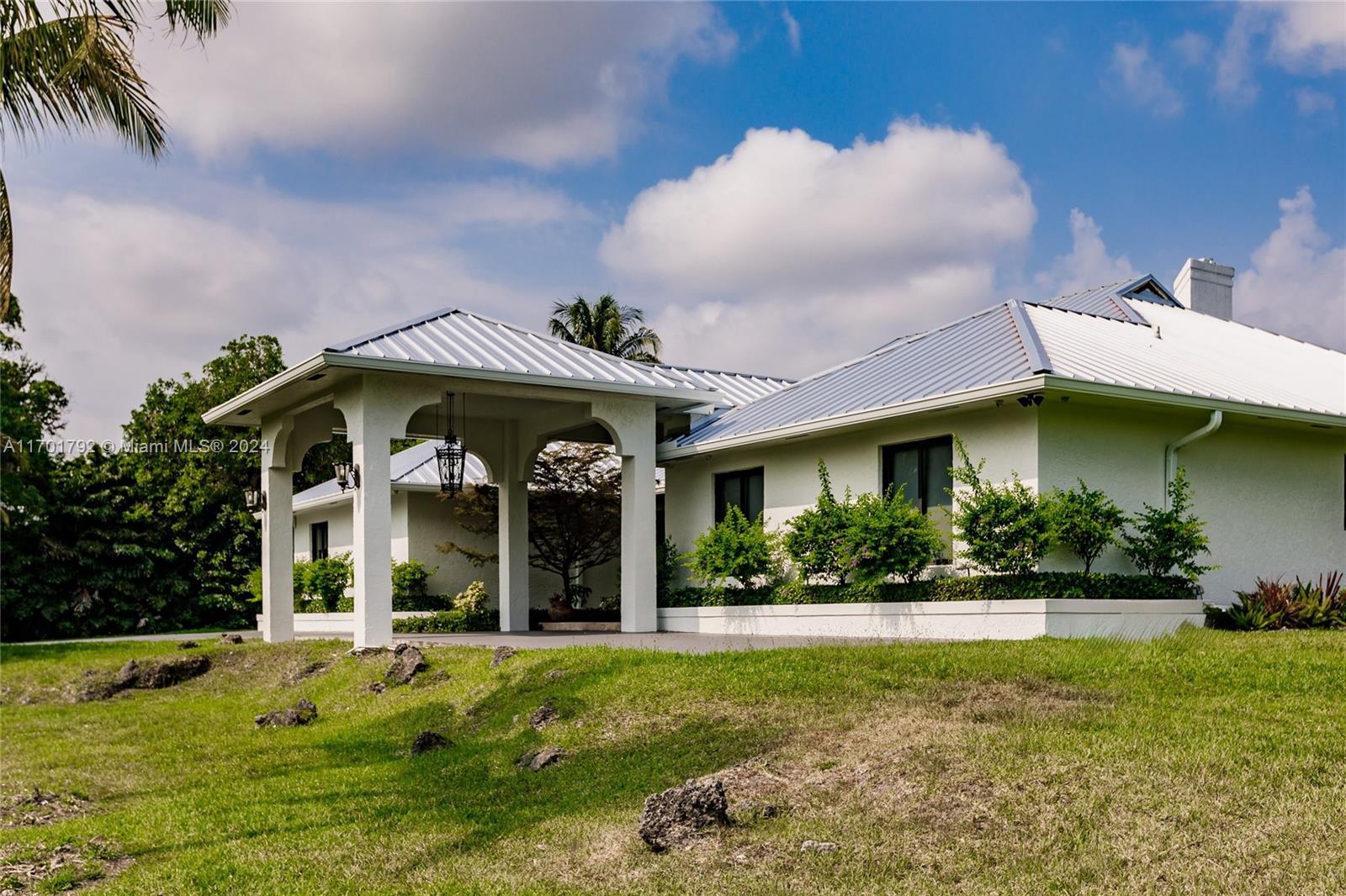 SOUTHWEST RANCHES - Residential