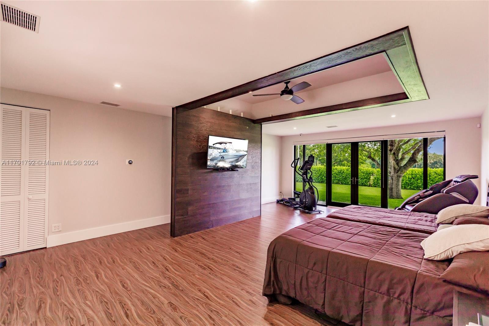 SOUTHWEST RANCHES - Residential