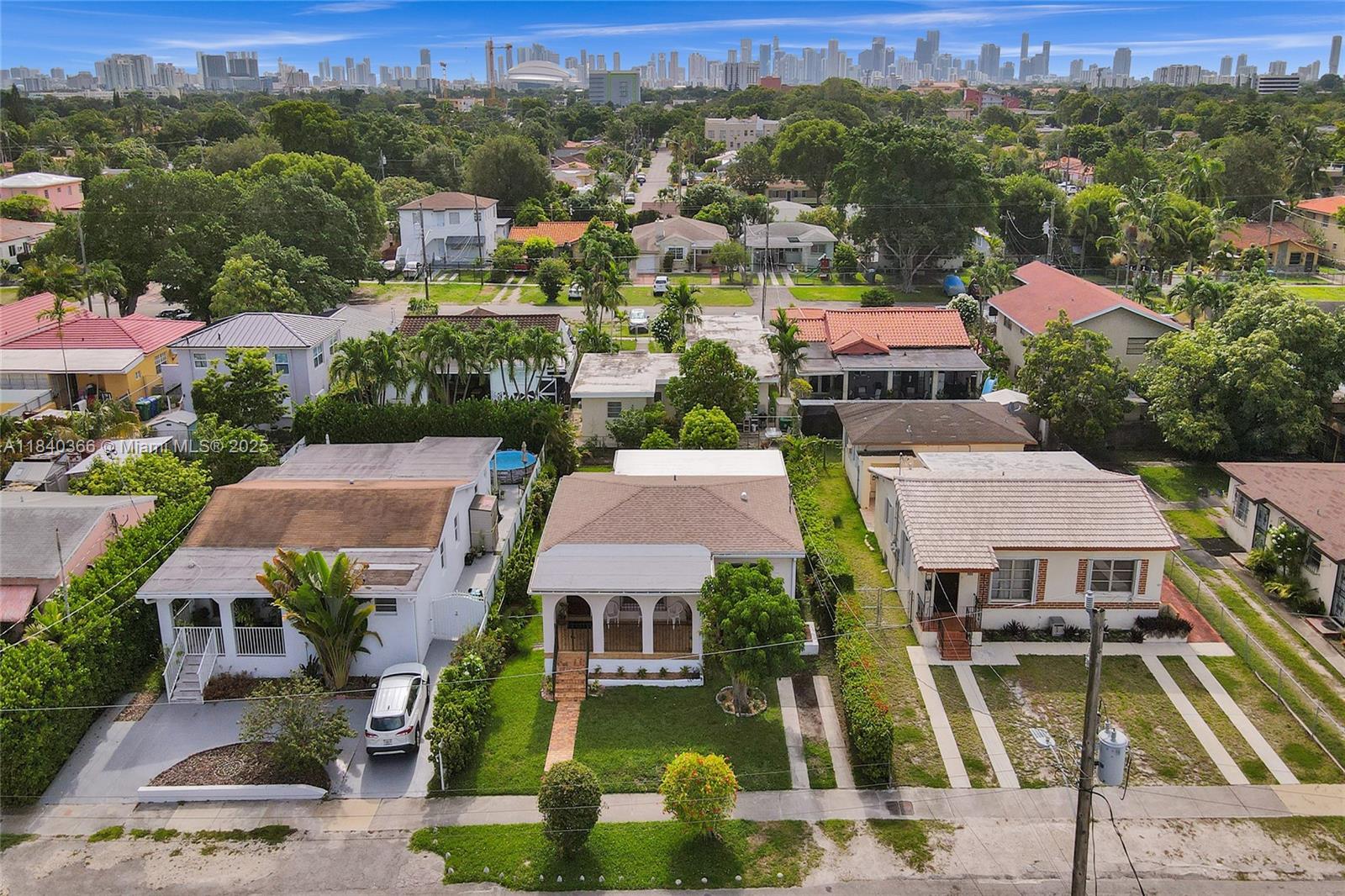 105 NW 32nd Pl