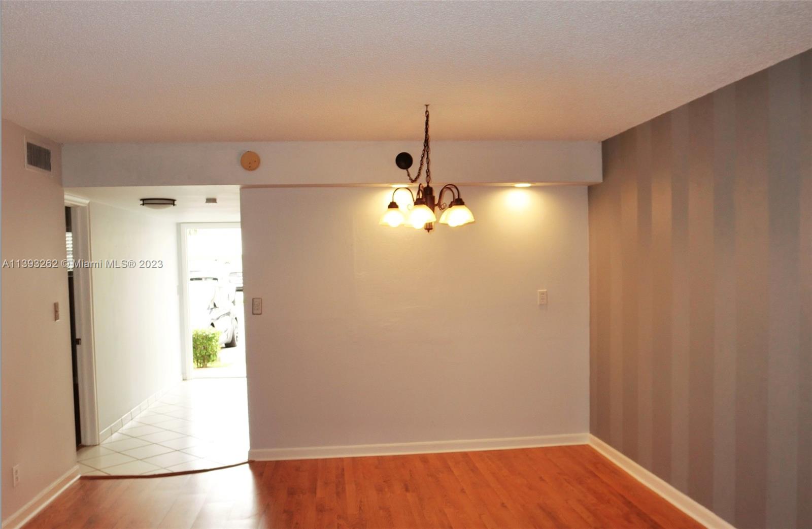 HOLLYBROOK GOLF AND - Residential