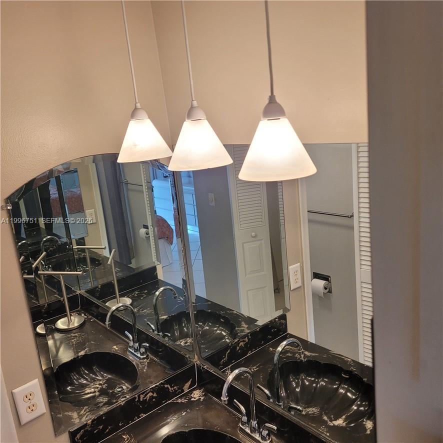 LAS VISTAS P-R IN INVERRA - Residential Lease