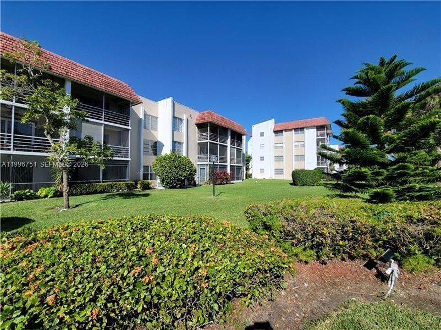 BEAUTIFUL UPGRADED 1BED 1.5BATHS CONDO IN LAUDERHIL - 55+COMMUNITY WITH ALL AMMENITIES INCLUDED - QUIET AND PEACEFUL COMMUNITY LOTS OF ACTIVITES AND EVENTS ARE OPEN FOR ALL RESIDENTS - LOCATED IN SECURED GATED COMMUNITY - NICE COZY BALCONY WITH WITH TO THE GARGEN AND POOL AREA. BASIC CABLE WATER AND WIFI INCLUDED IN RENT. A MUST SEE!