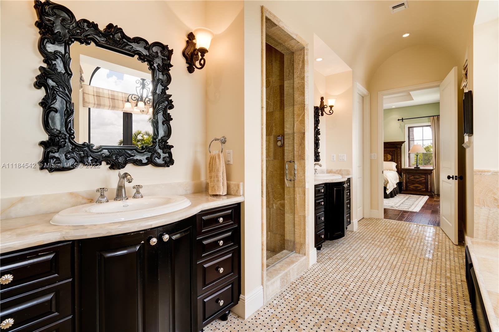 LAKESHORE SEC TWO - Residential