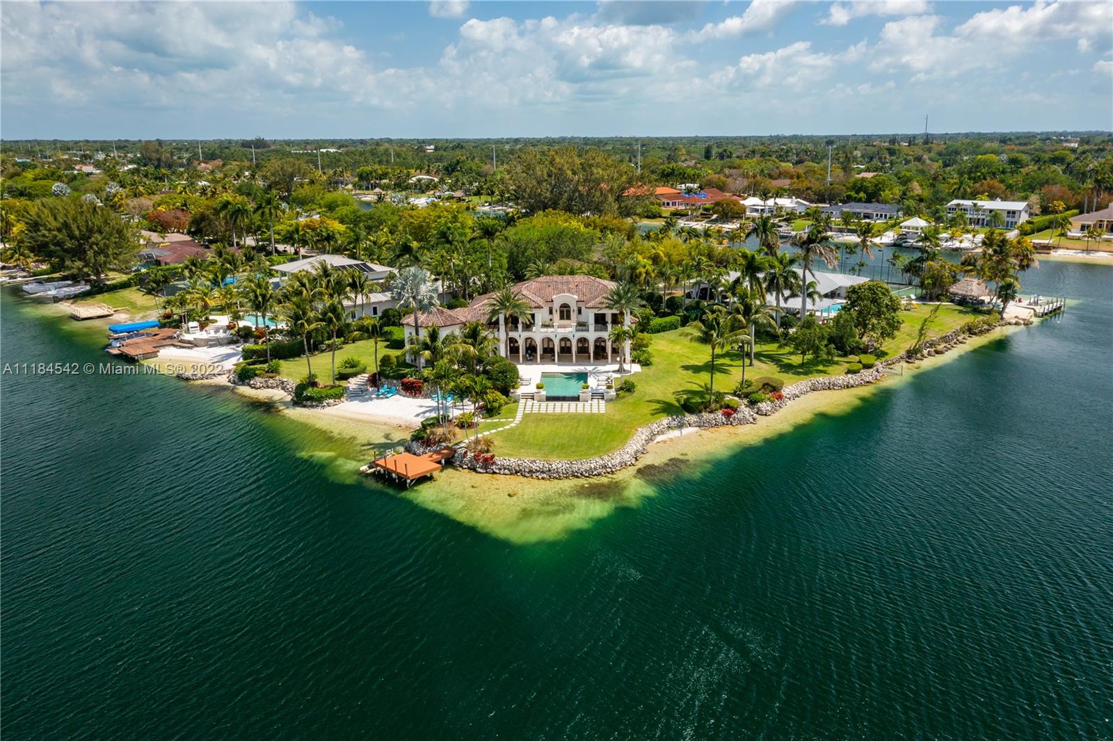 LAKESHORE SEC TWO - Residential