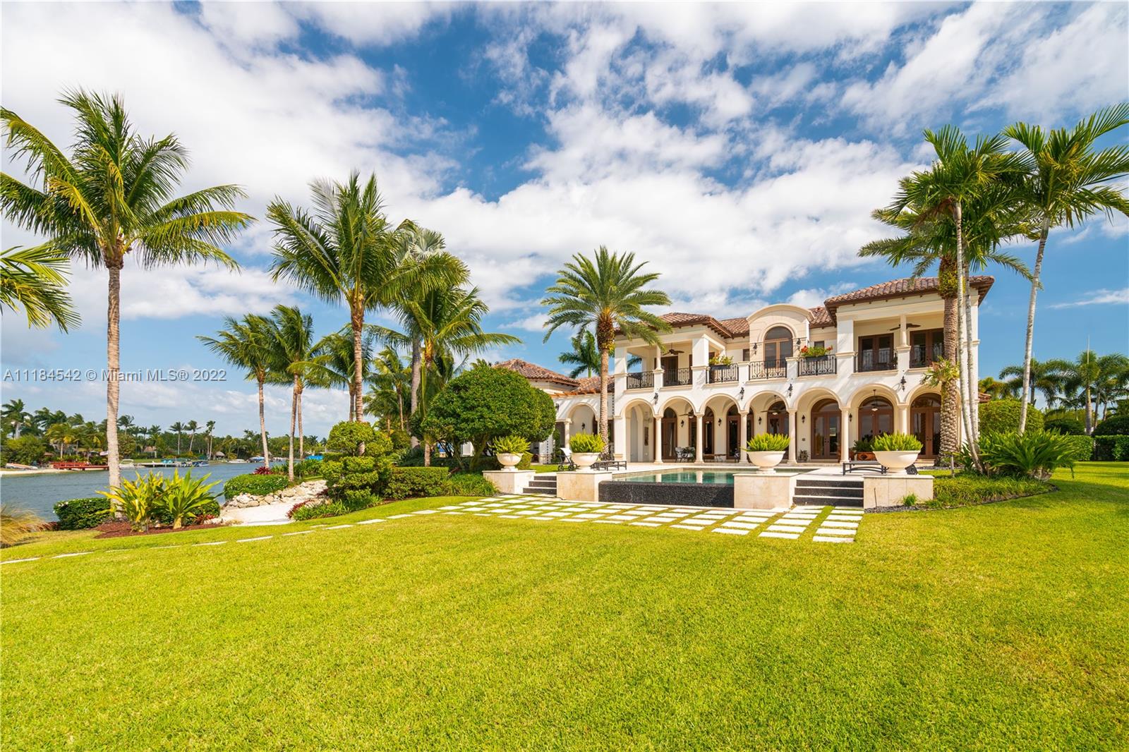 LAKESHORE SEC TWO - Residential