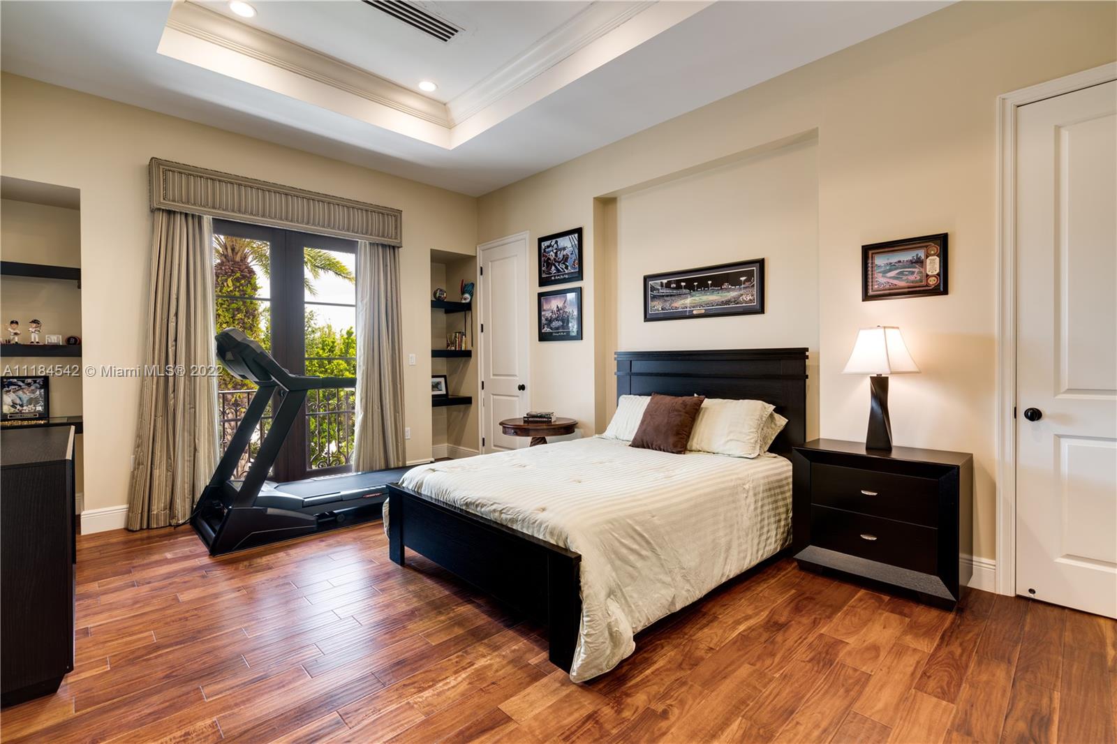 LAKESHORE SEC TWO - Residential