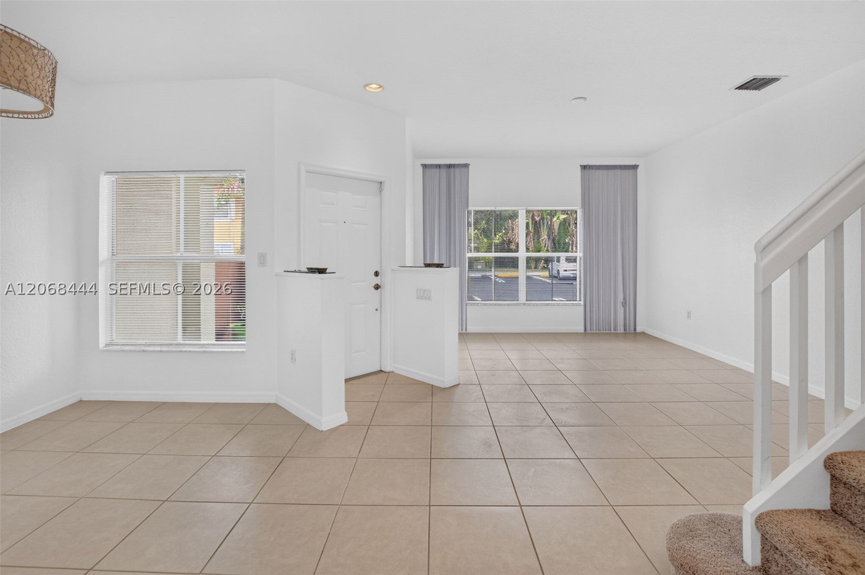 218 Lake Monterey Cir