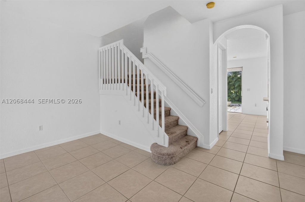 Photo of 218 Lake Monterey Cir, Boynton Beach, FL 33426 (MLS # A12068444)