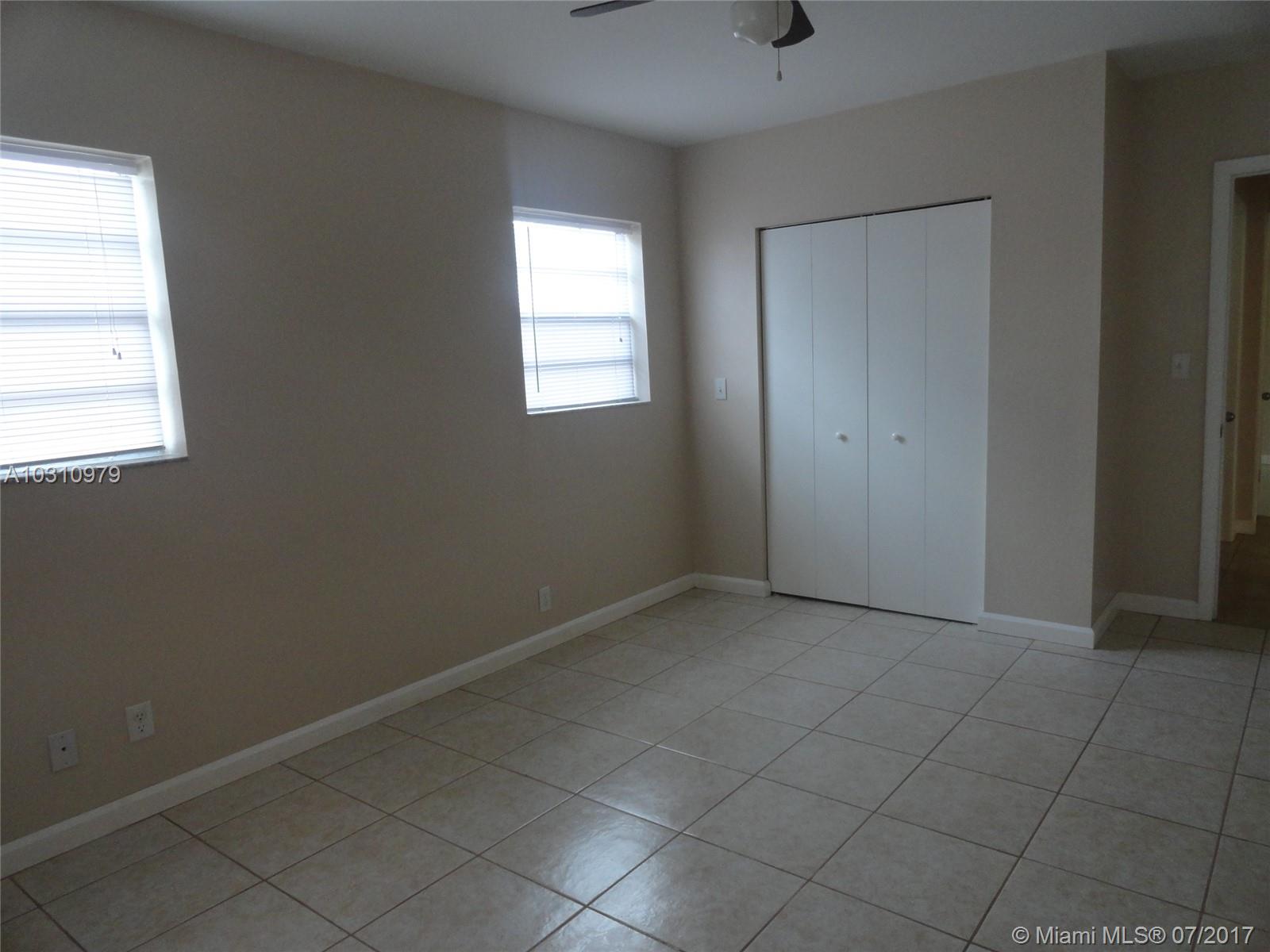 GRACEWOOD NO 5 - Residential Lease