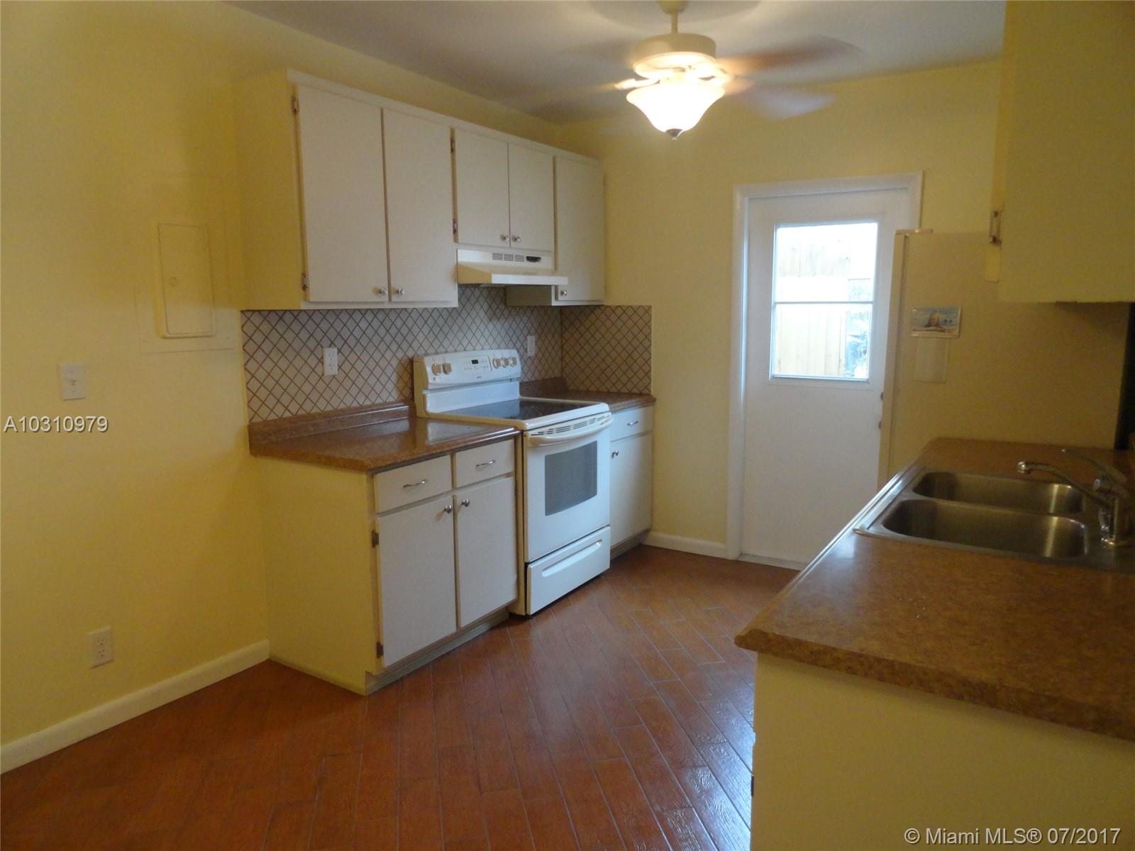 GRACEWOOD NO 5 - Residential Lease