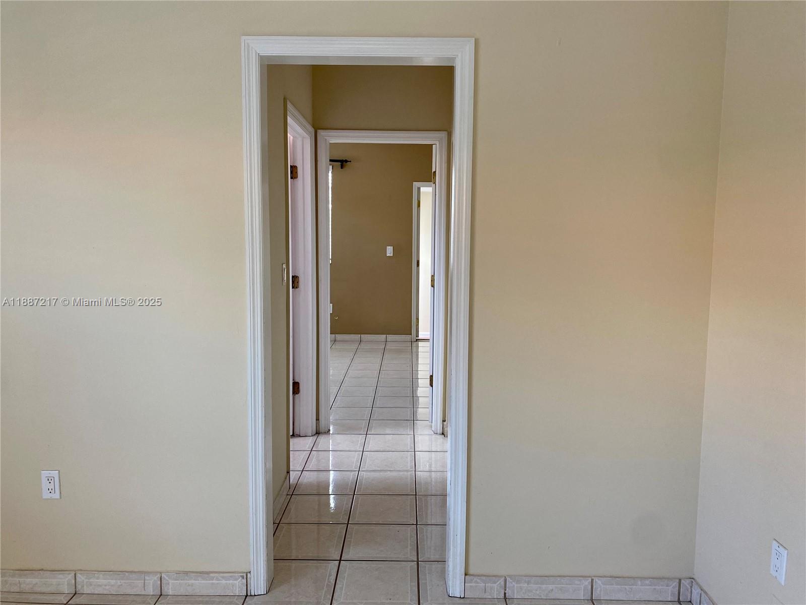 COMFORT GARDENS - Residential Income