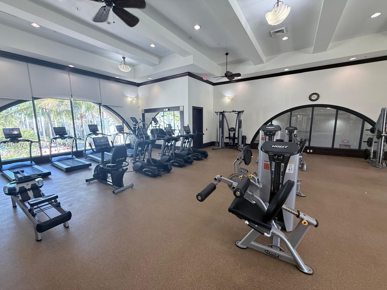 SAWGRASS LAKES - Residential