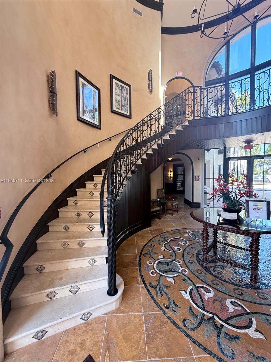 SAWGRASS LAKES - Residential