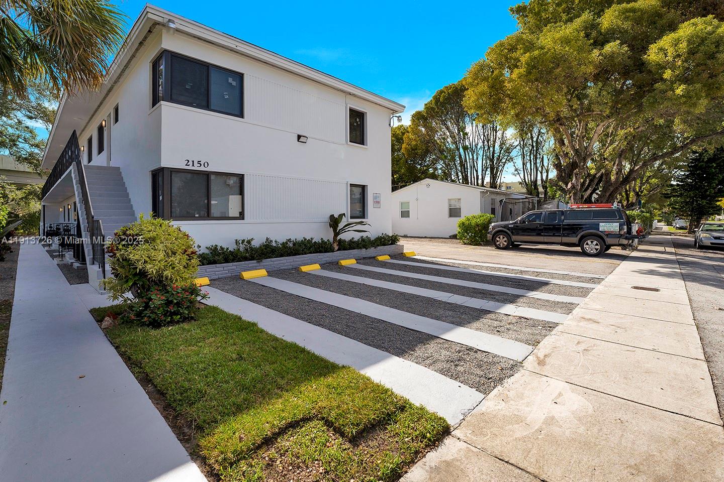 VICTORY HOMESITES - Residential Lease