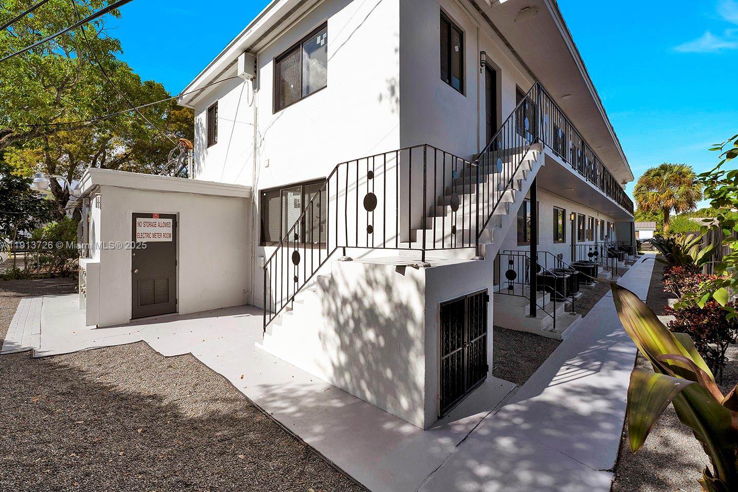 VICTORY HOMESITES - Residential Lease