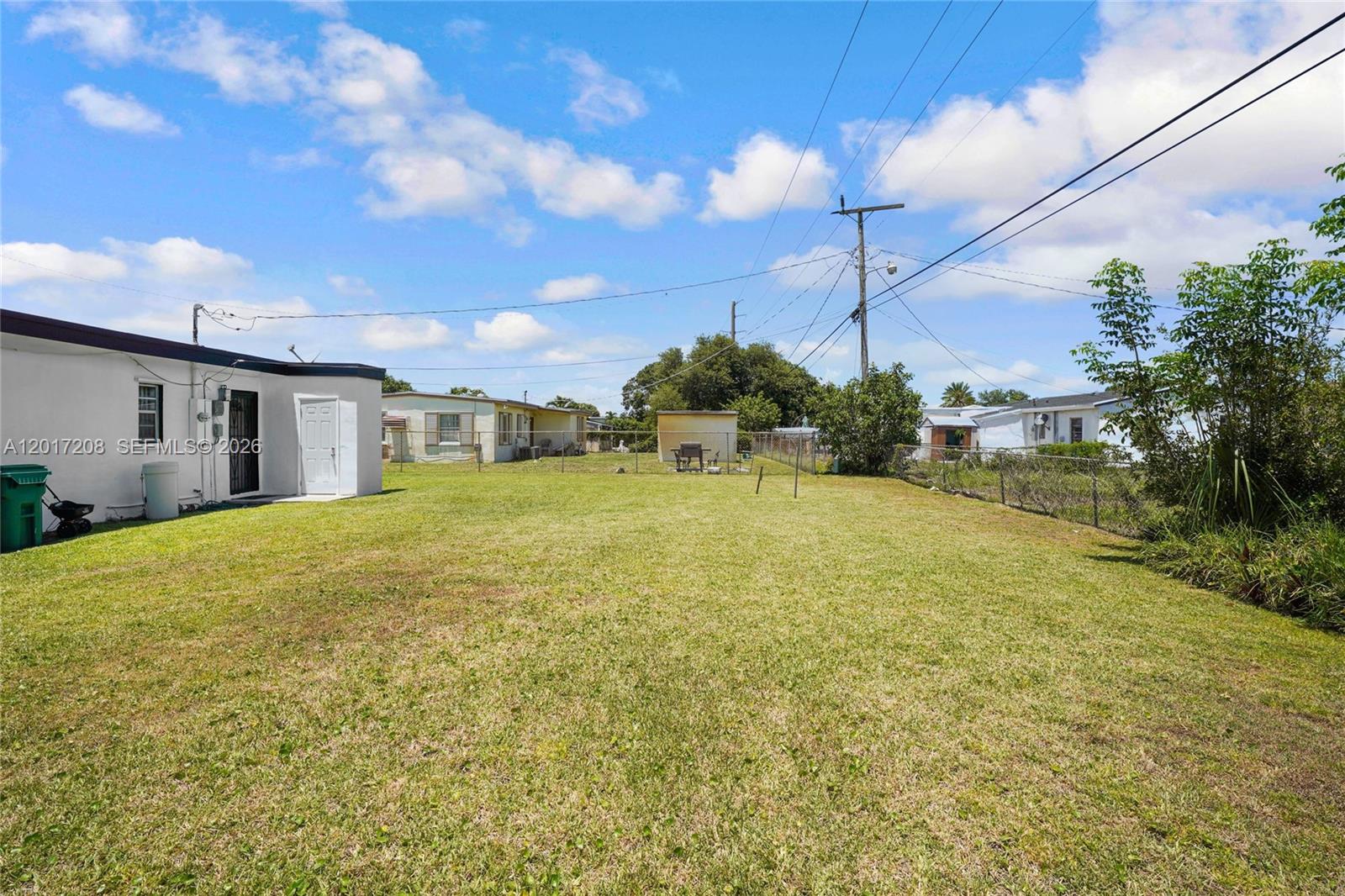 BUNCHE PARK - Residential