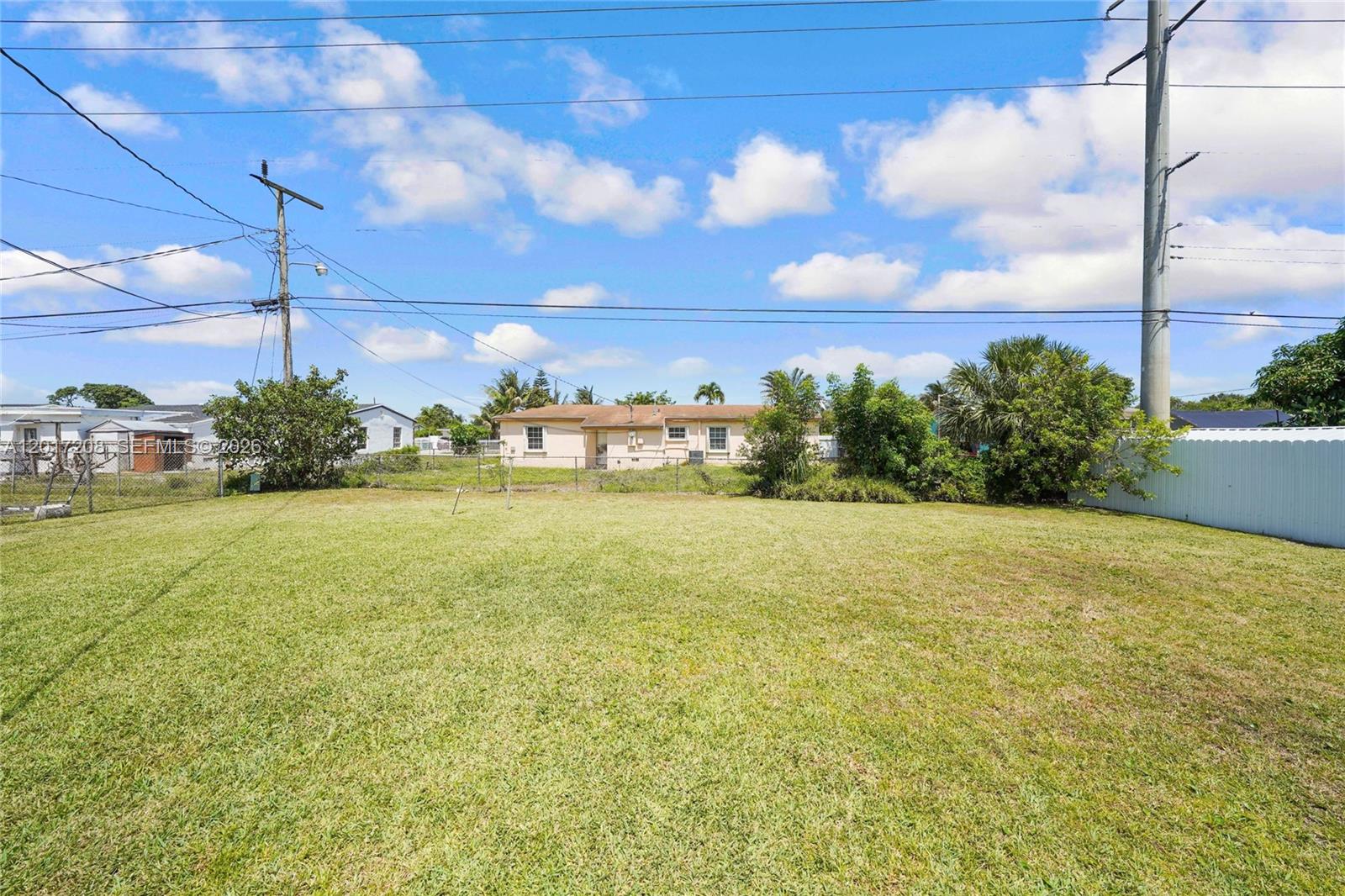 BUNCHE PARK - Residential