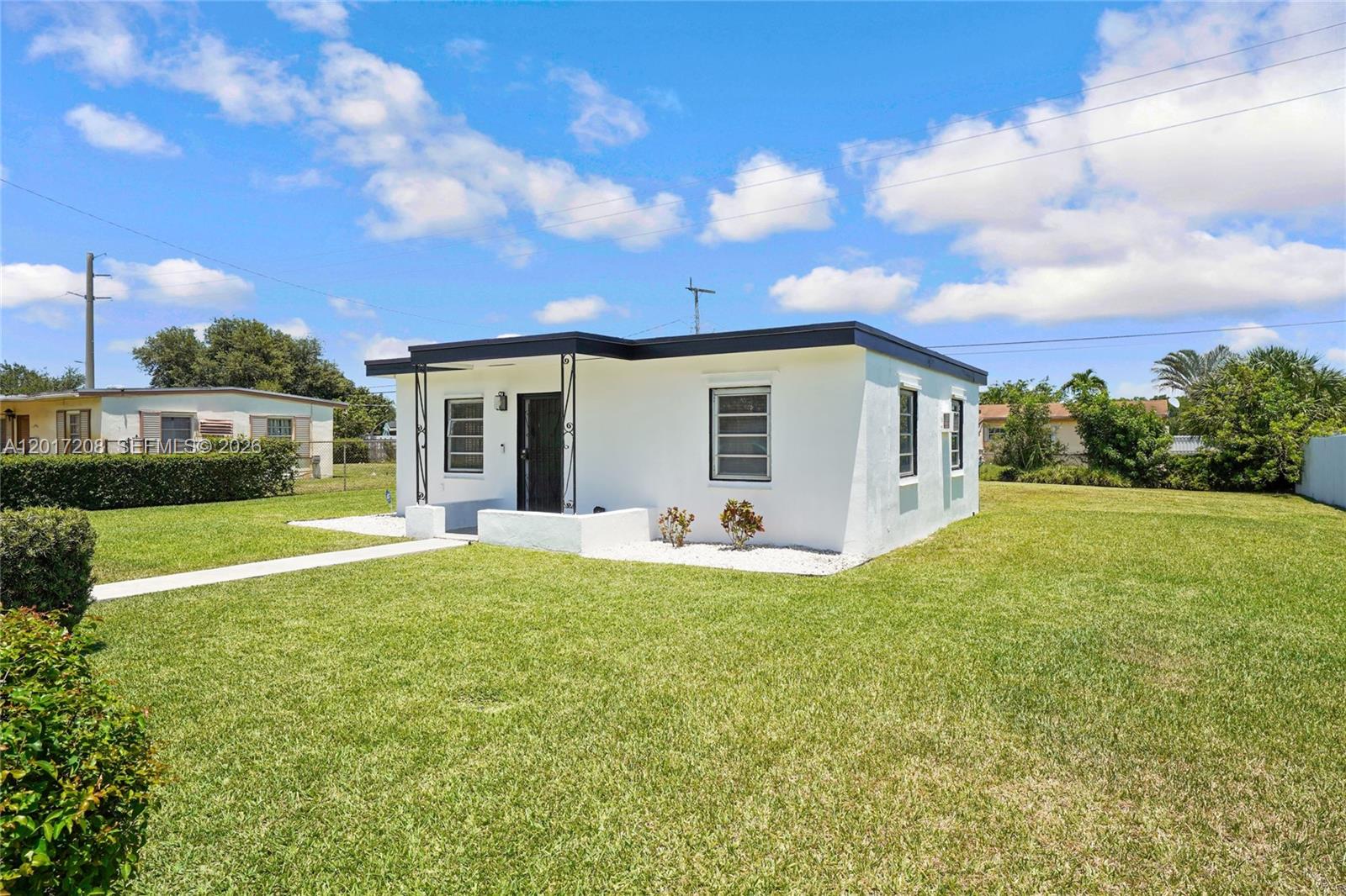 BUNCHE PARK - Residential