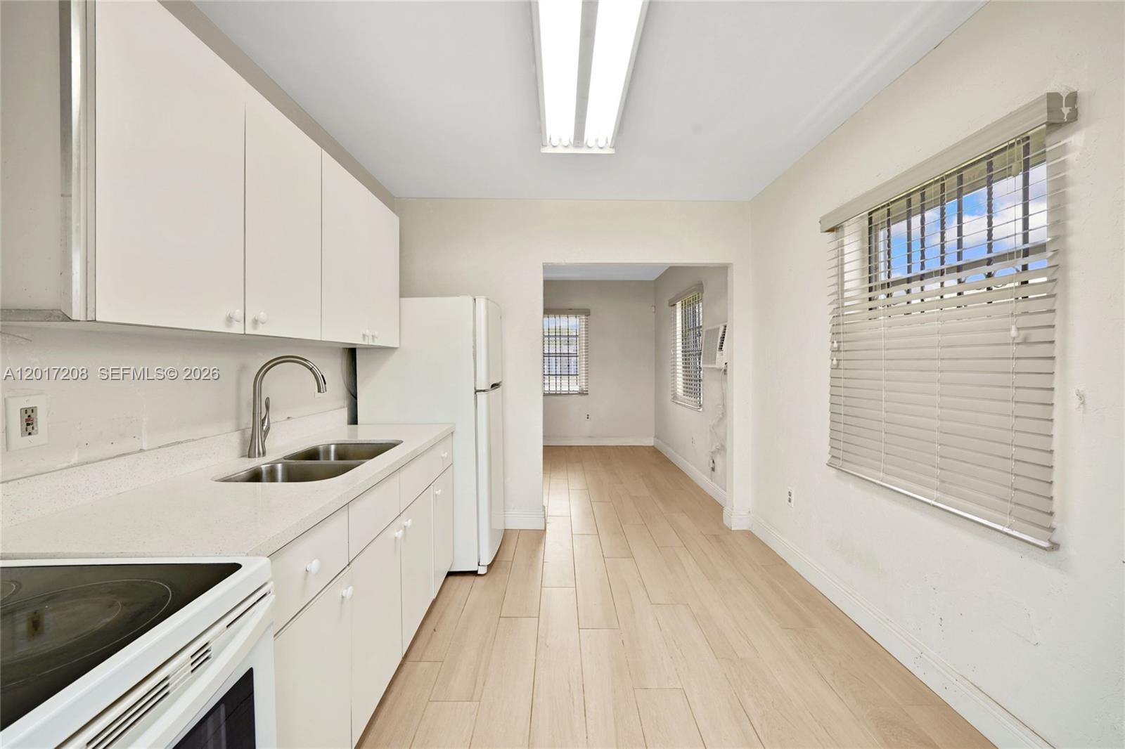 BUNCHE PARK - Residential