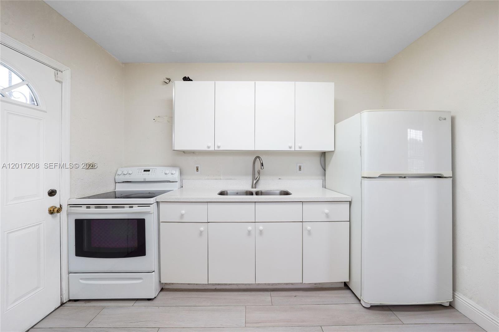 BUNCHE PARK - Residential