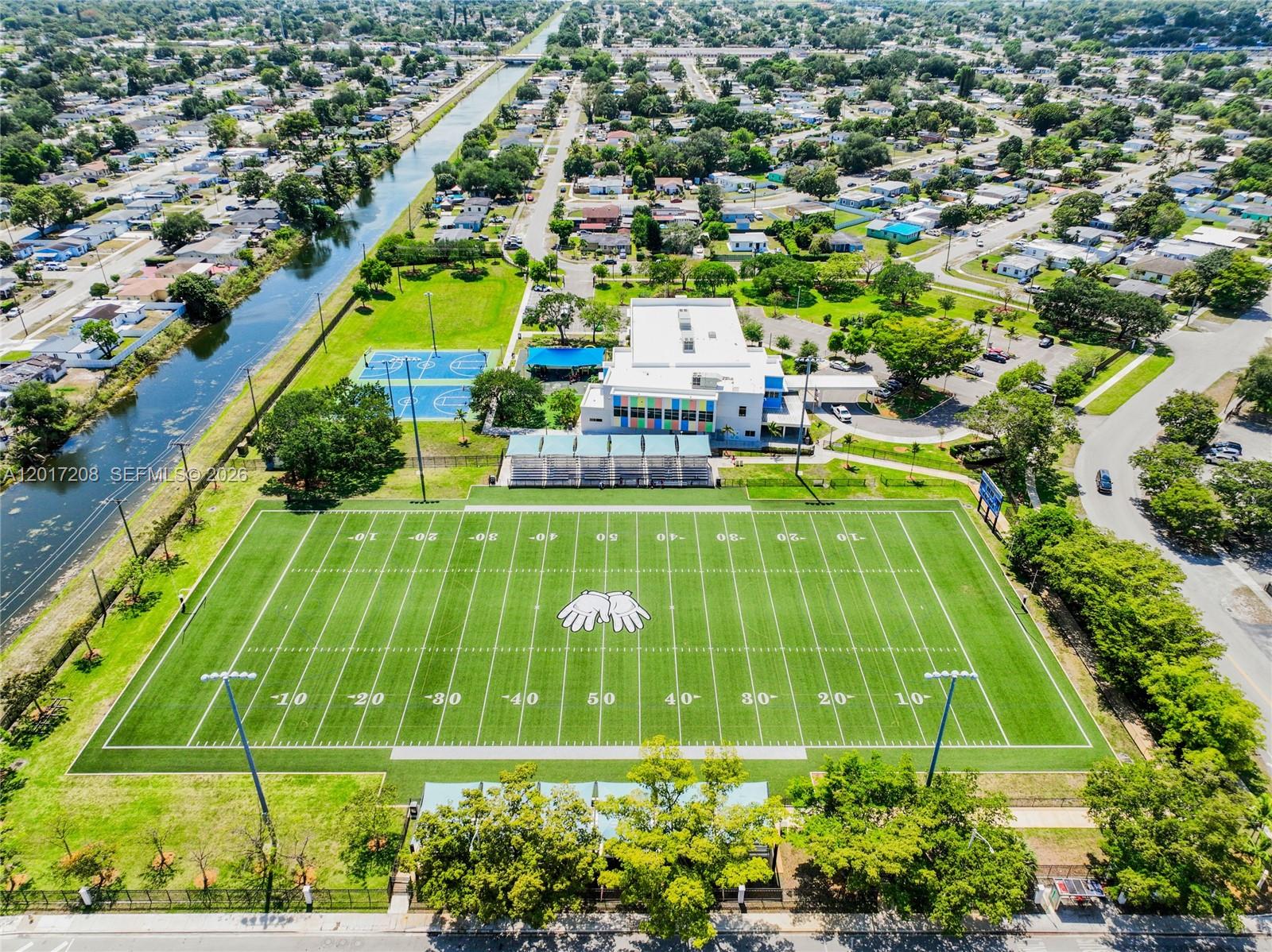 BUNCHE PARK - Residential