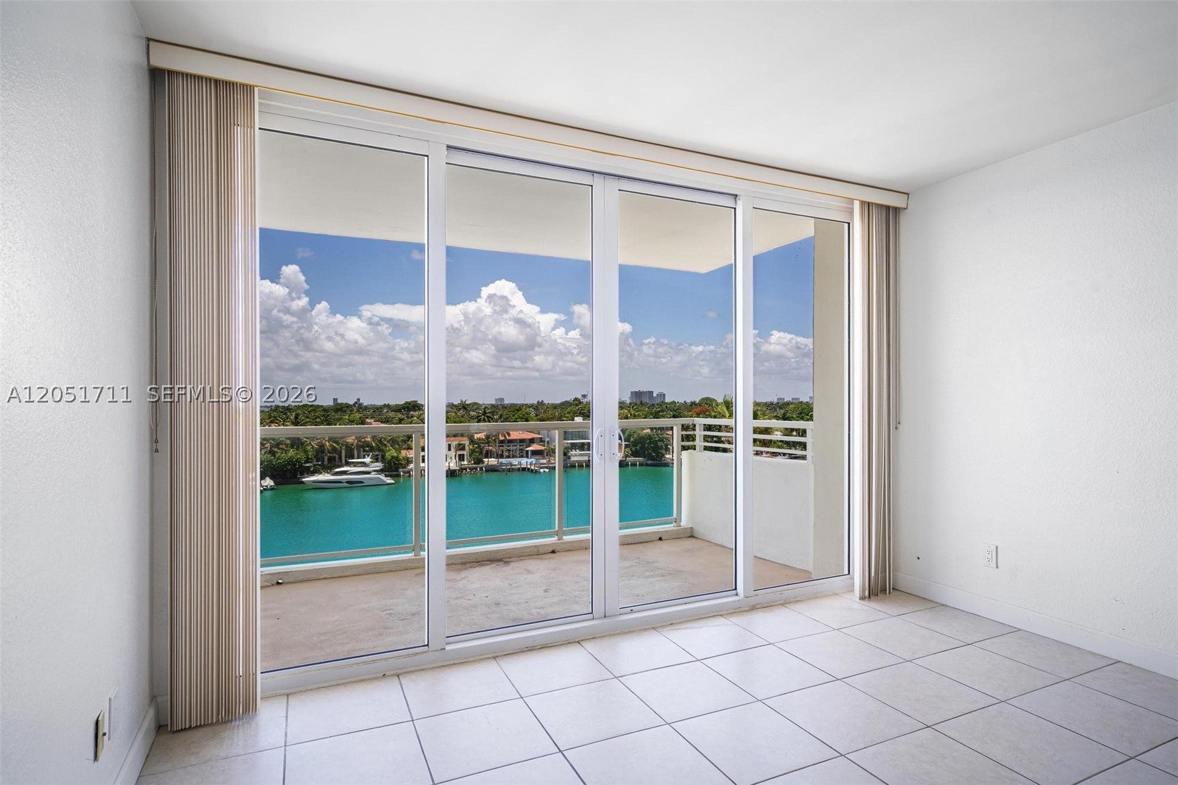 5600 Collins Ave 7J