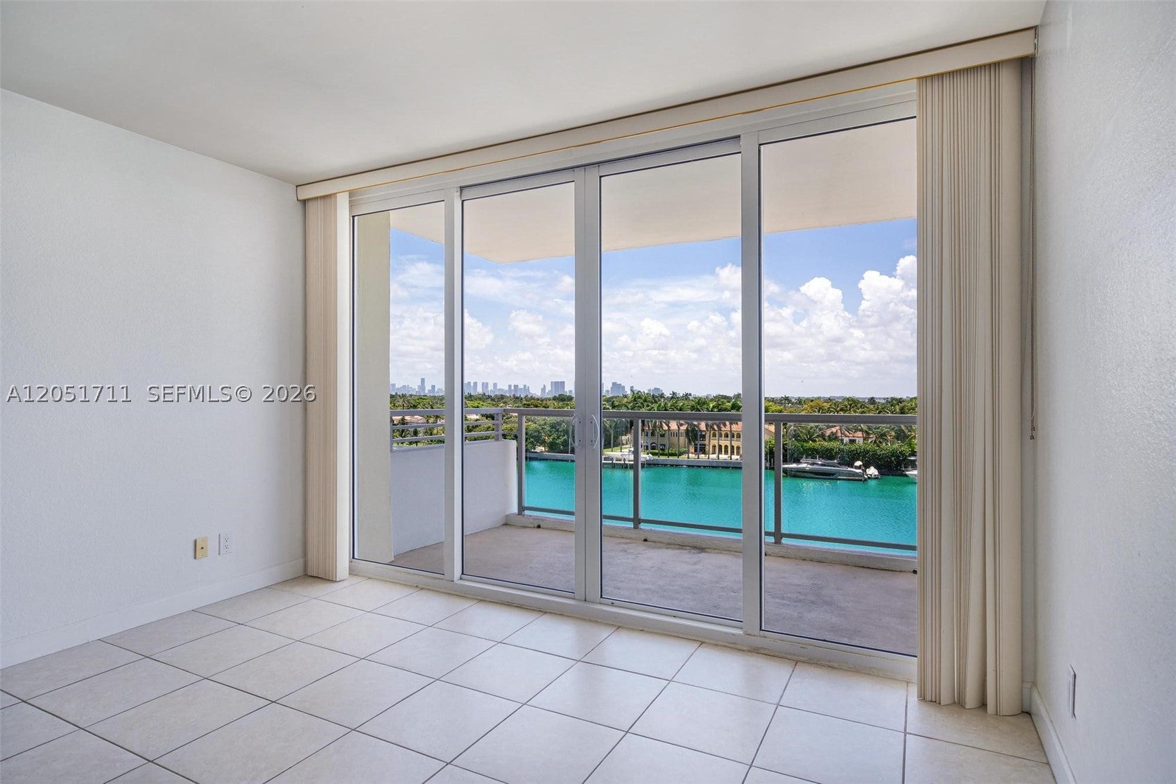 5600 Collins Ave 7J