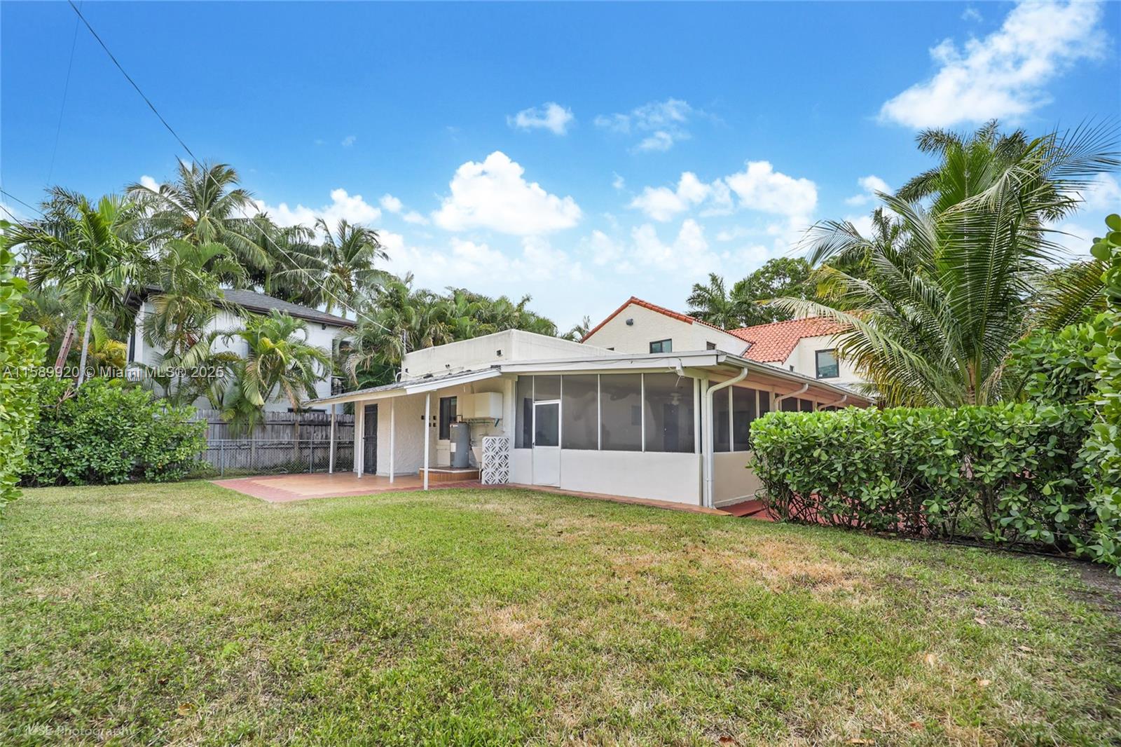 AMD PLAT OF SUNSET LAKE S - Residential