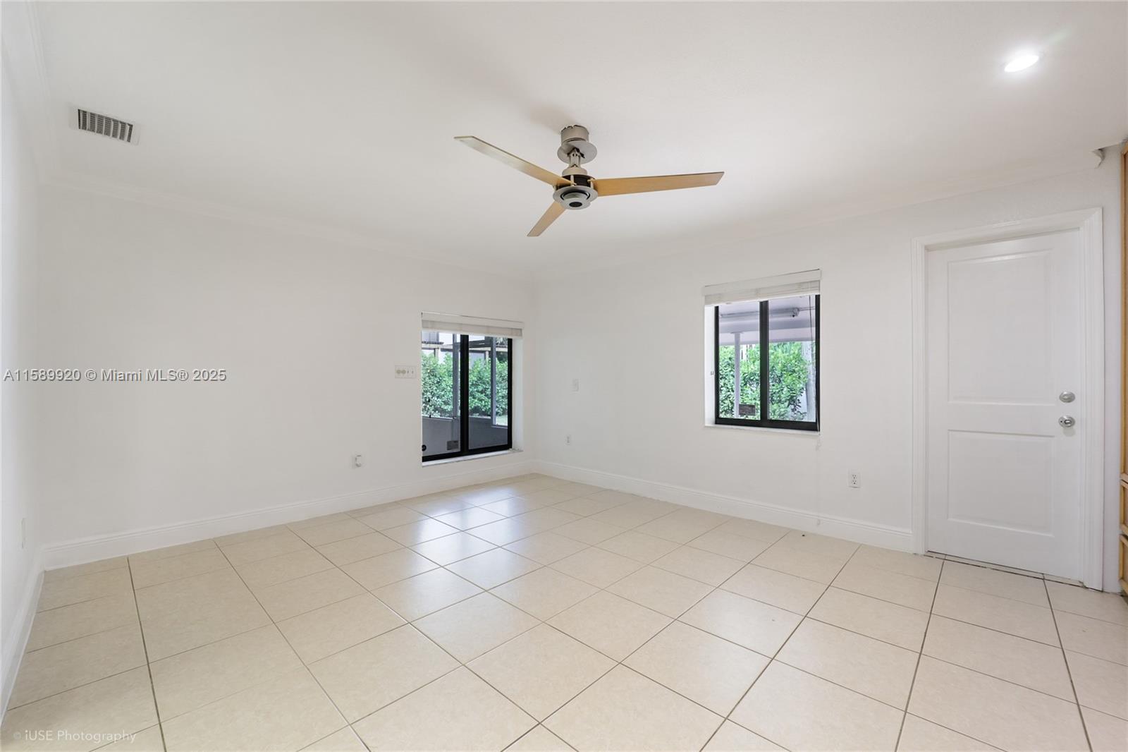 AMD PLAT OF SUNSET LAKE S - Residential