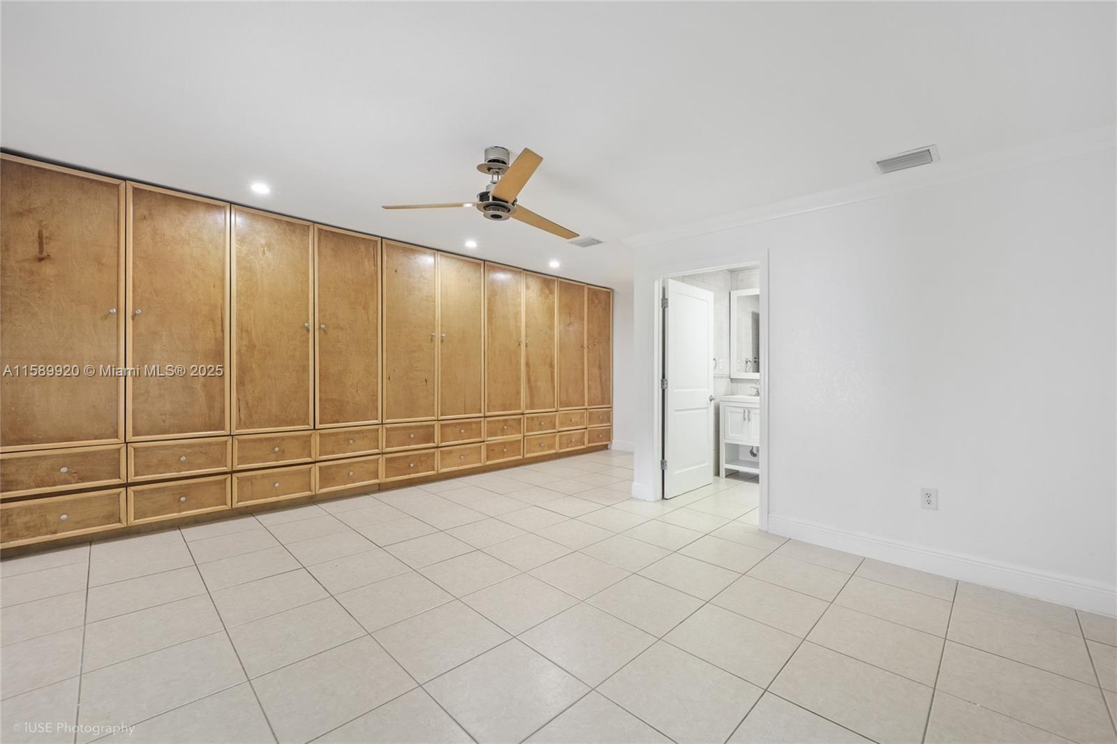 AMD PLAT OF SUNSET LAKE S - Residential