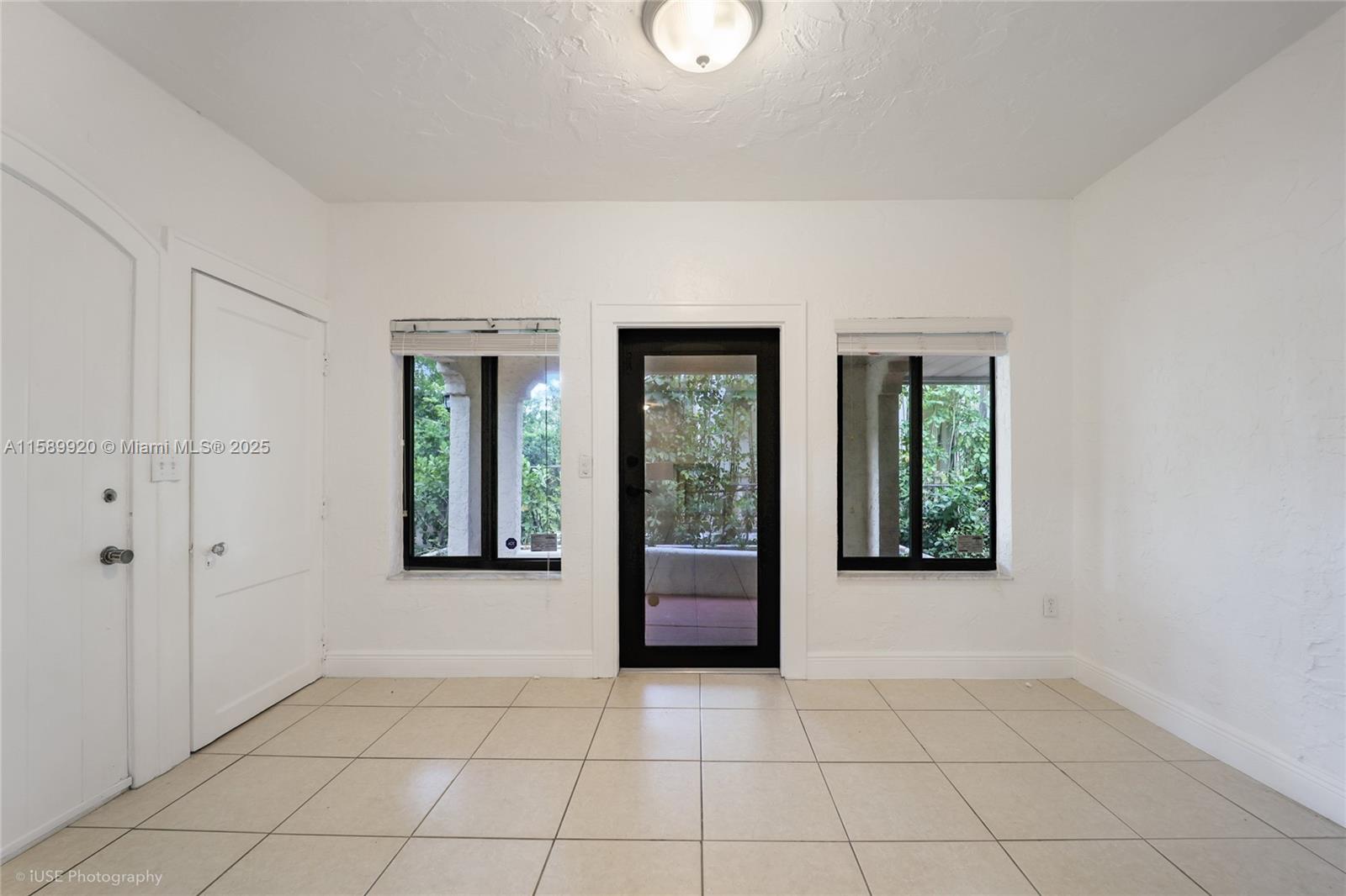 AMD PLAT OF SUNSET LAKE S - Residential