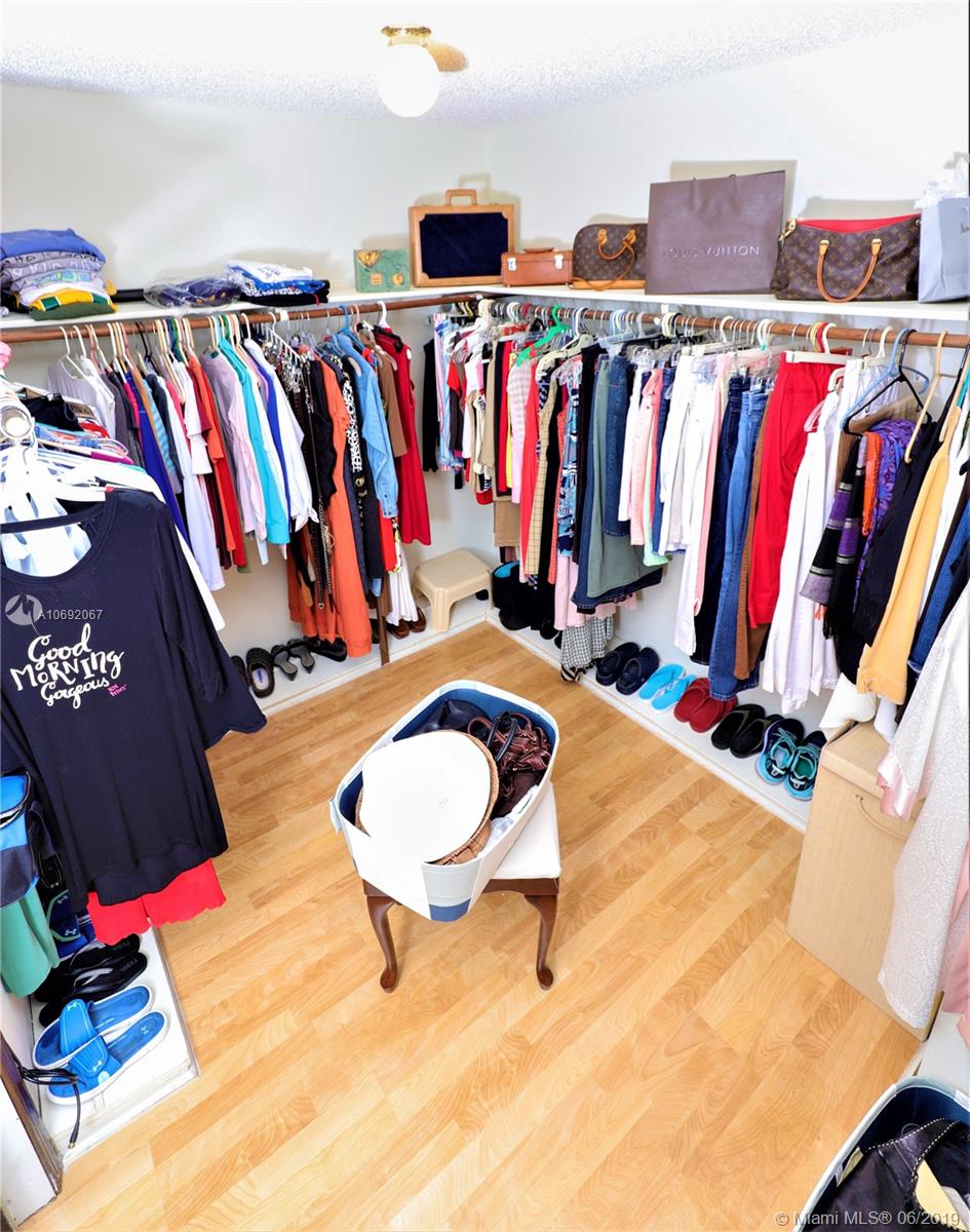 MARTHA BRIGHT FARMS - Residential