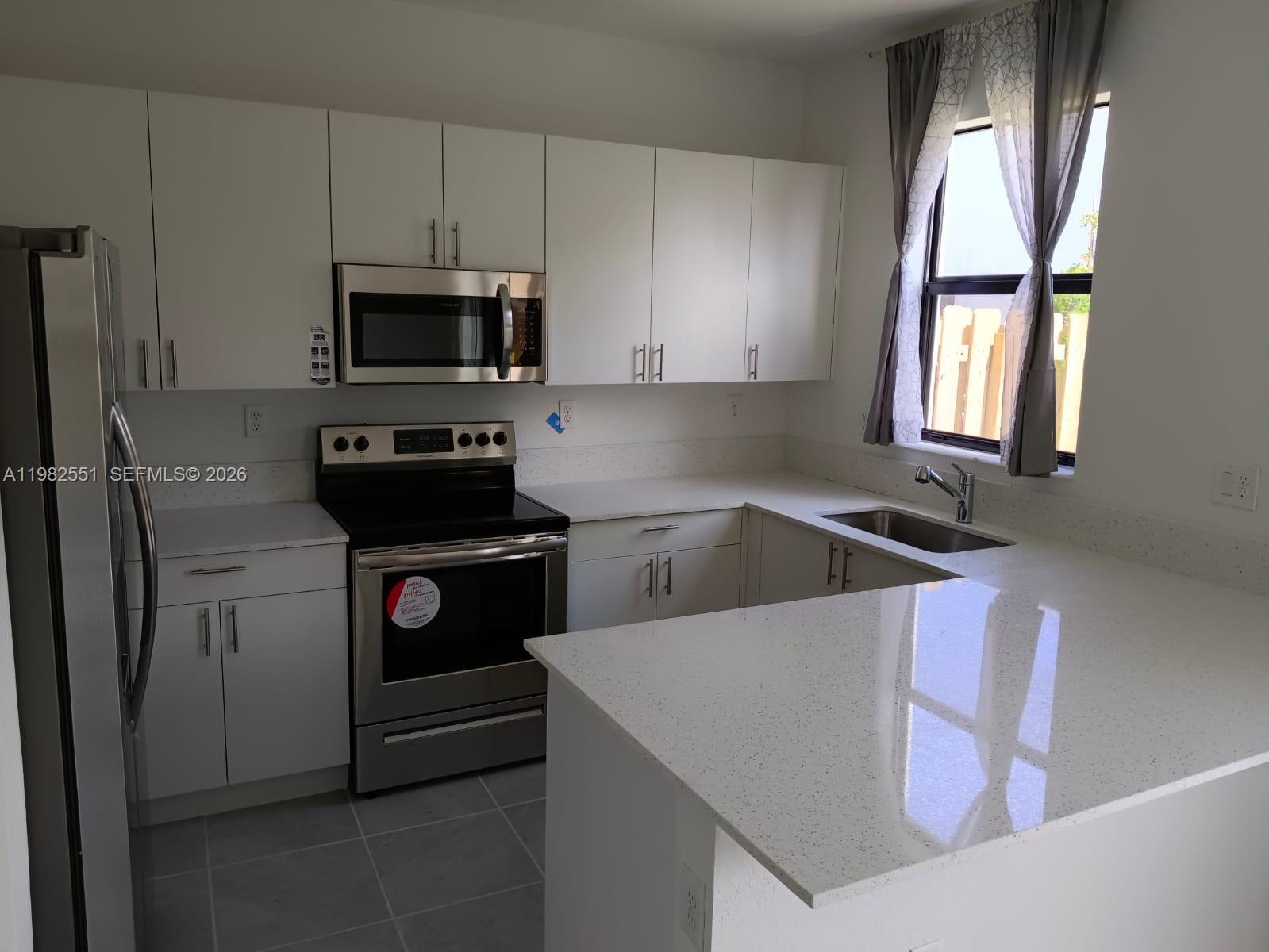 PINE ISLE - Residential Lease