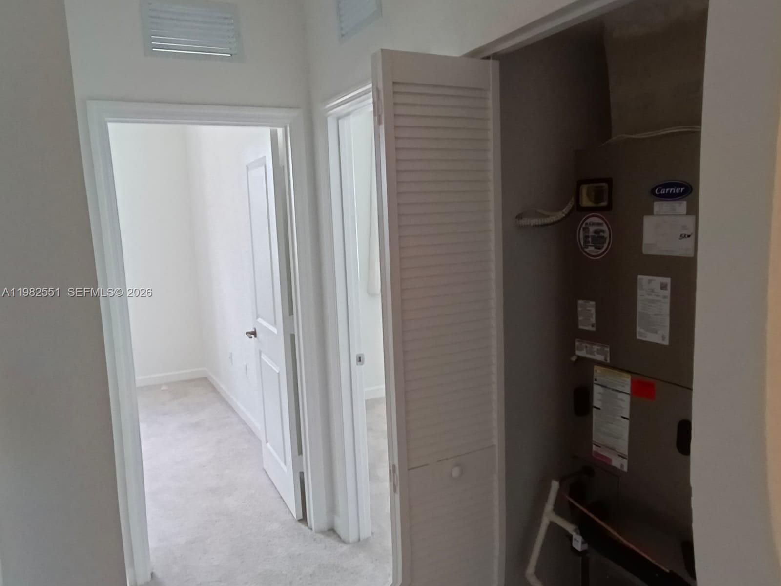 PINE ISLE - Residential Lease