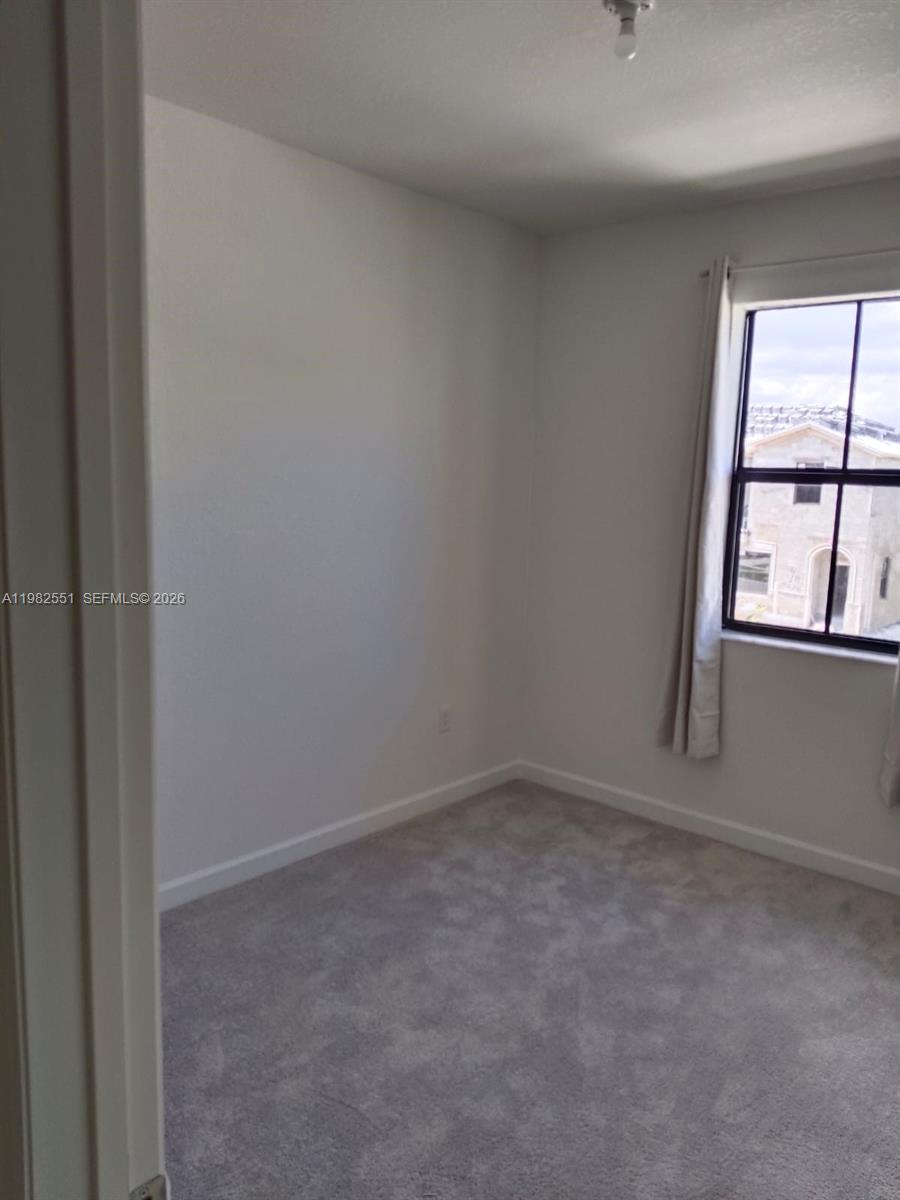 PINE ISLE - Residential Lease