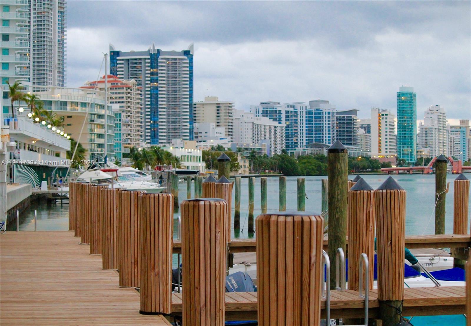 INDIAN CREEK CL MARINA CO - Residential Lease