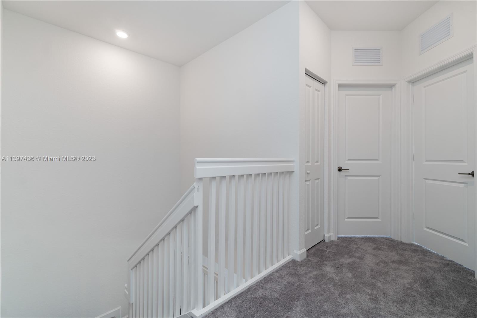 VIA VENTURA NEIGHBORHOOD - Residential Lease