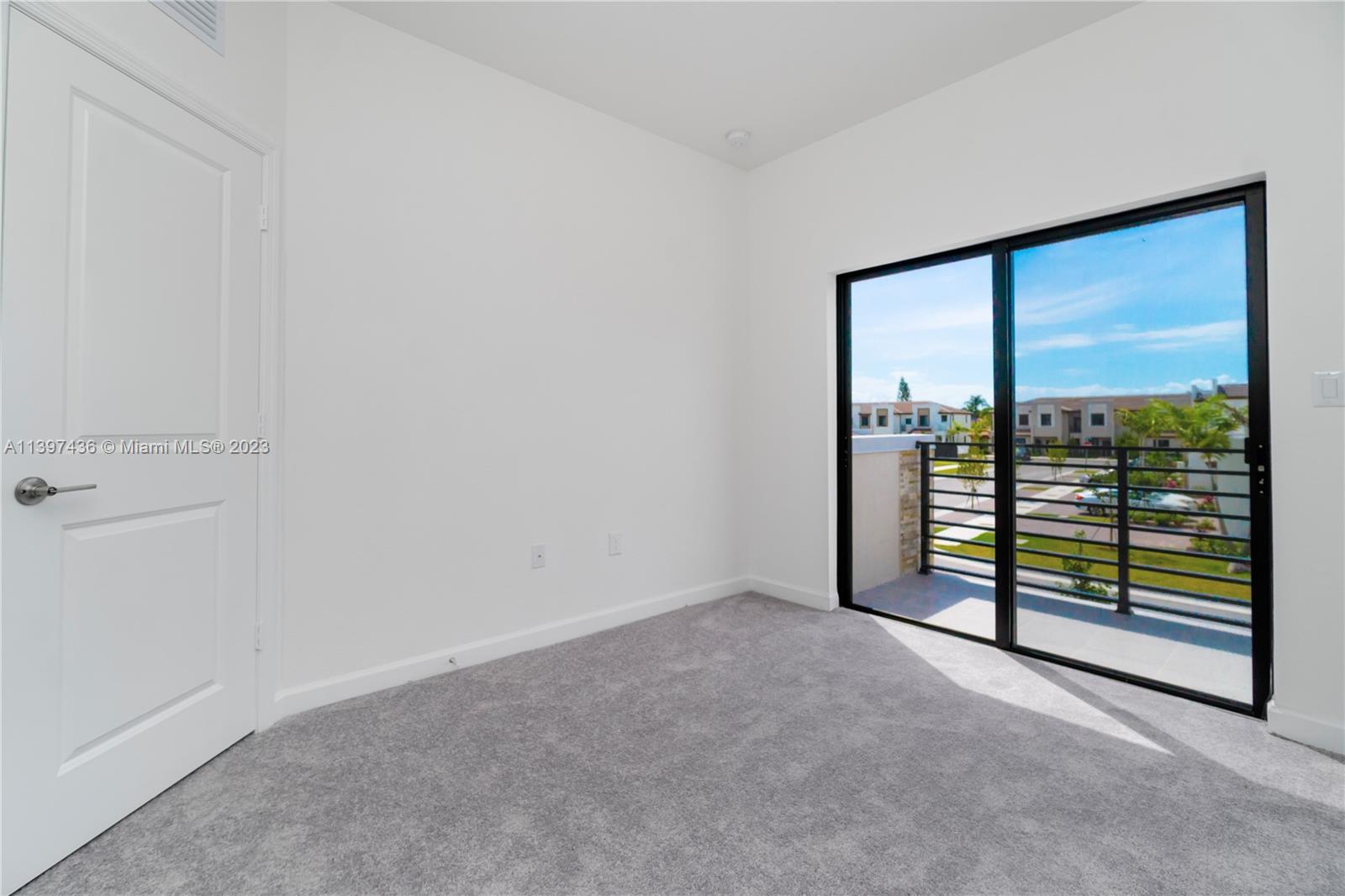 VIA VENTURA NEIGHBORHOOD - Residential Lease