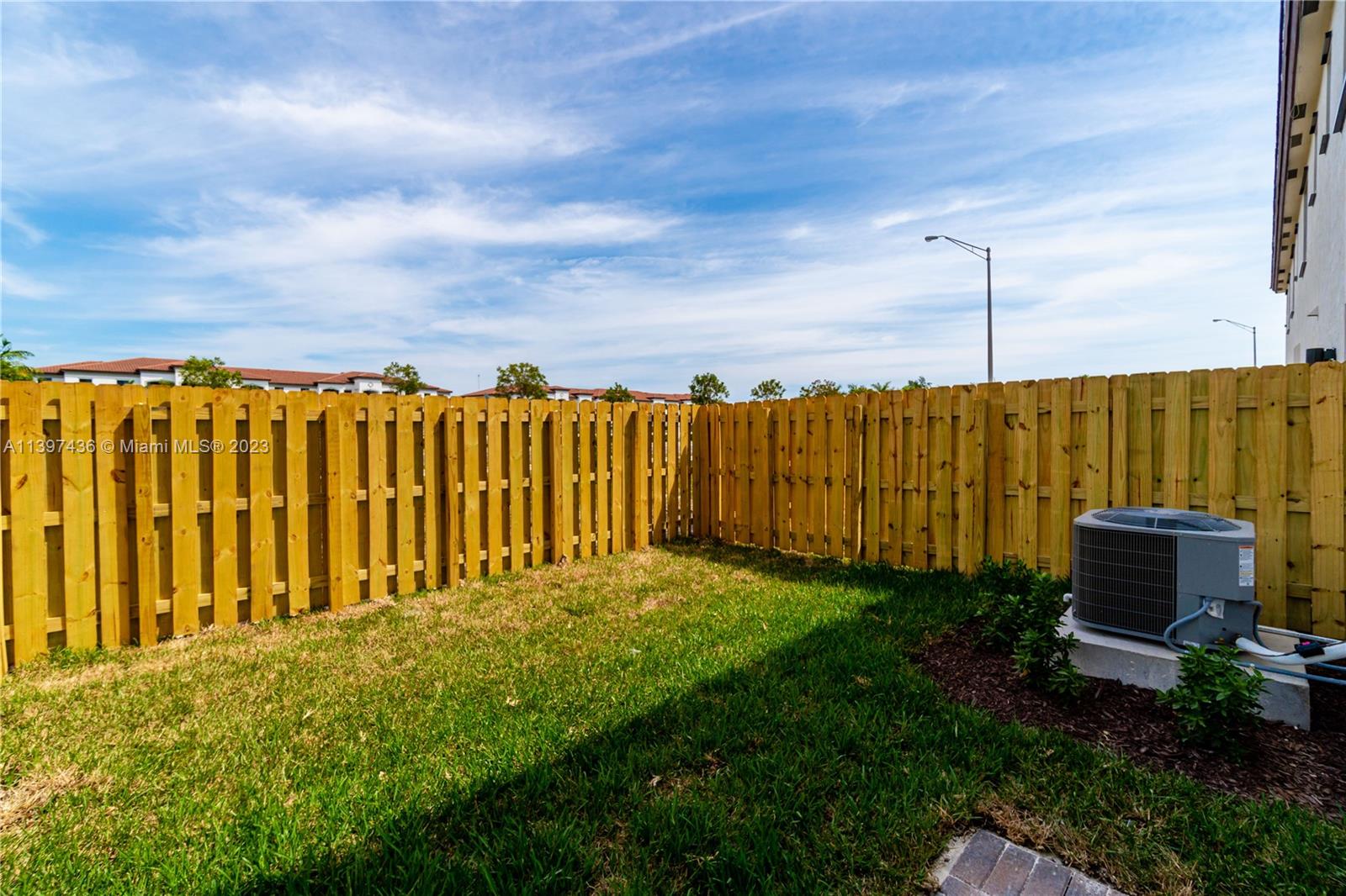 VIA VENTURA NEIGHBORHOOD - Residential Lease