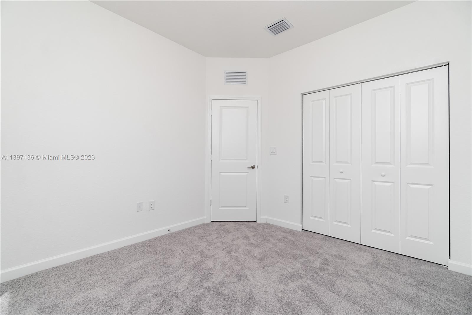 VIA VENTURA NEIGHBORHOOD - Residential Lease