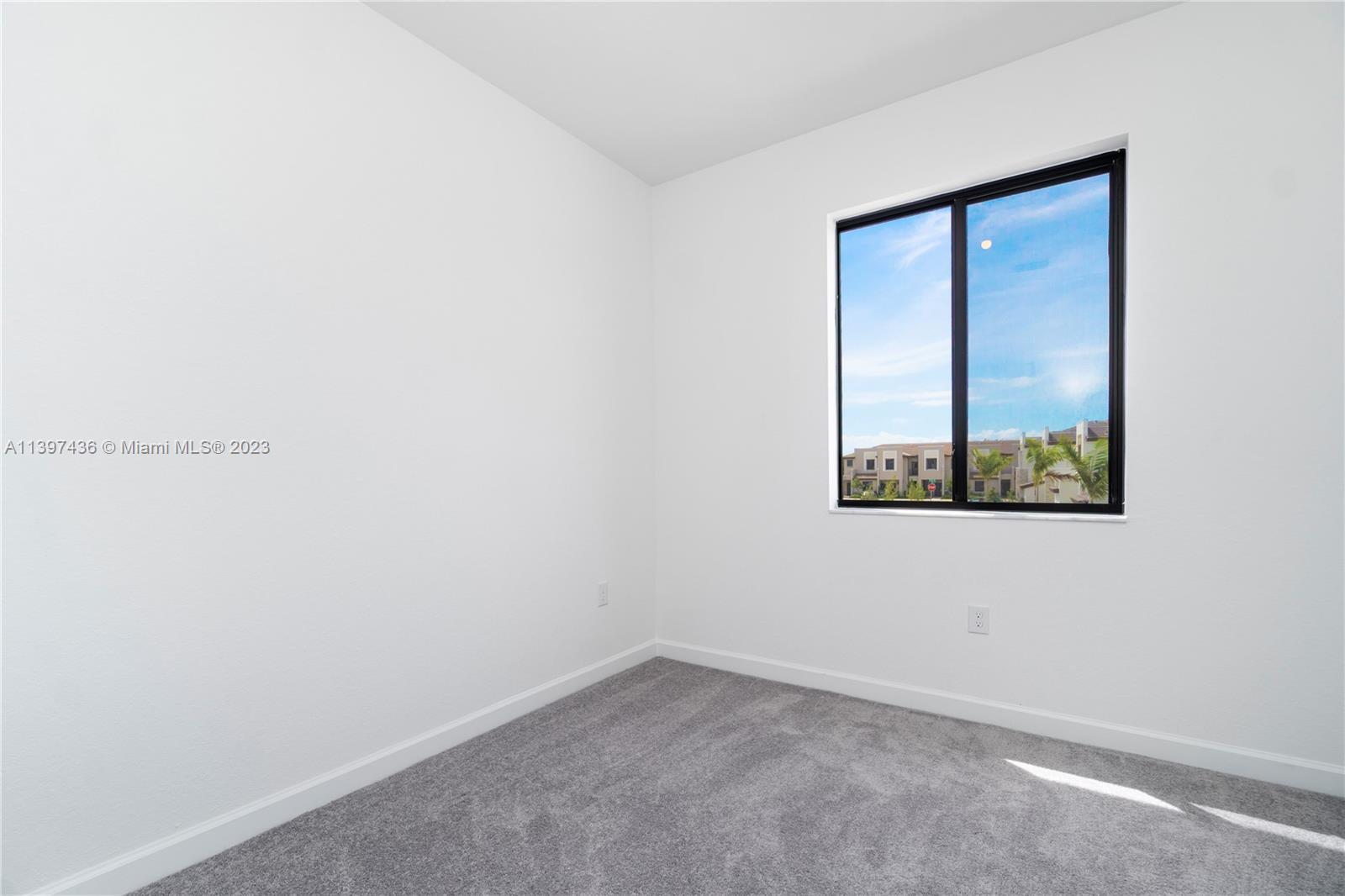 VIA VENTURA NEIGHBORHOOD - Residential Lease