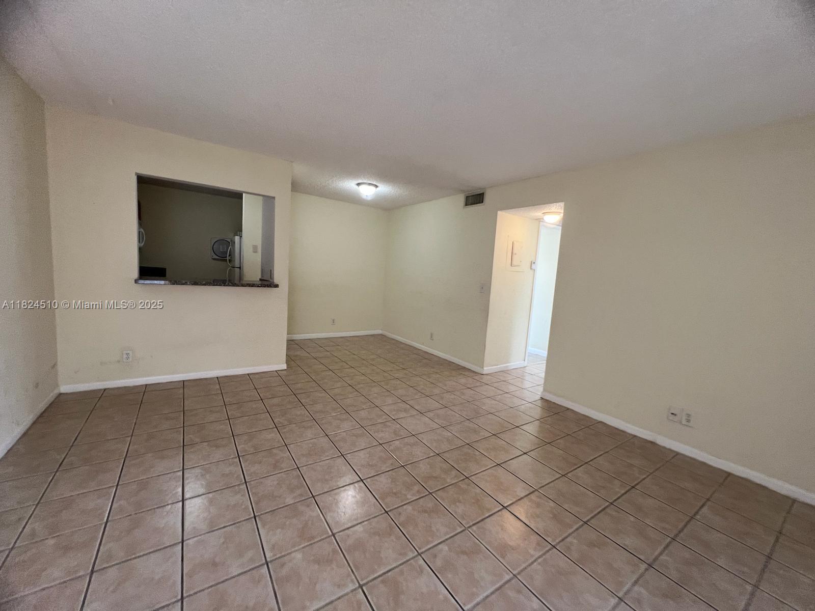 1025 Twin Lakes Dr 28-A