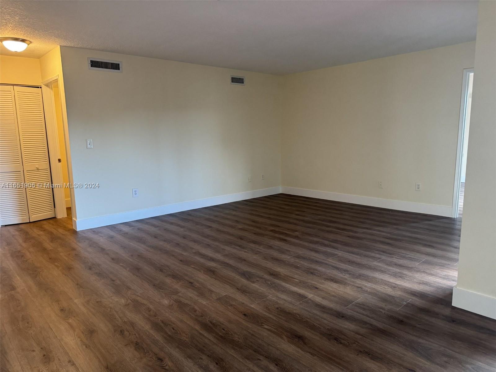 KENLAND BEND NORTH CONDO - Residential Lease