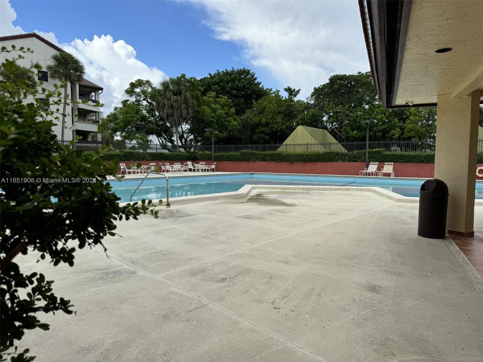 KENLAND BEND NORTH CONDO - Residential Lease