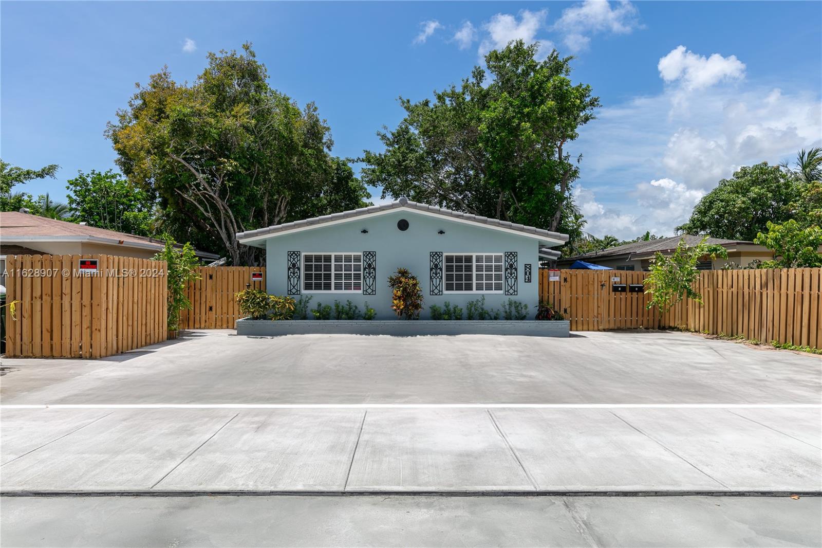 Step into this modern, recently remodeled duplex unit in prime Ft. Lauderdale. Featuring impact windows and doors, elegant plantation shutters, and a private, beautifully landscaped backyard, this home offers both style and function. Enjoy the convenience of an in-unit washer and dryer, plus two assigned parking spaces right in front. Don’t miss out on this beautifully updated and ideally located property! Moving-in ready unit for lease.