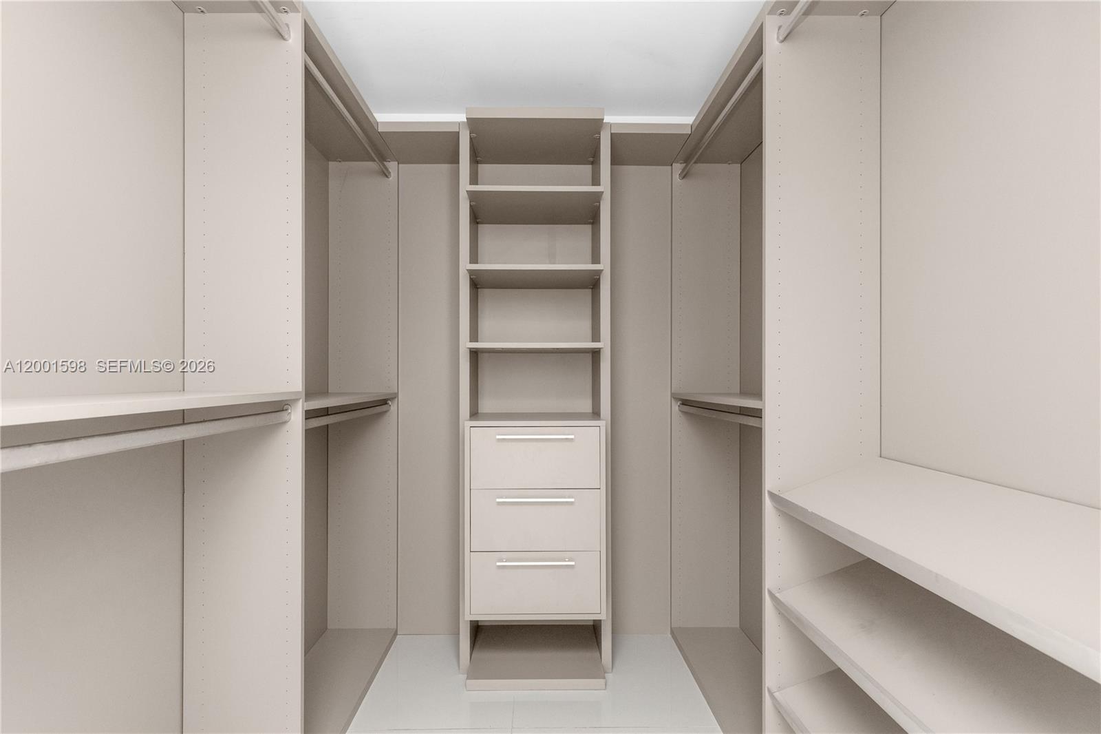 ARIA ON THE BAY CONDO - Residential Lease